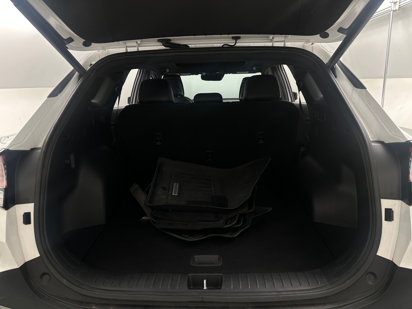 Thumbnail: 2023 Kia Sportage - 6