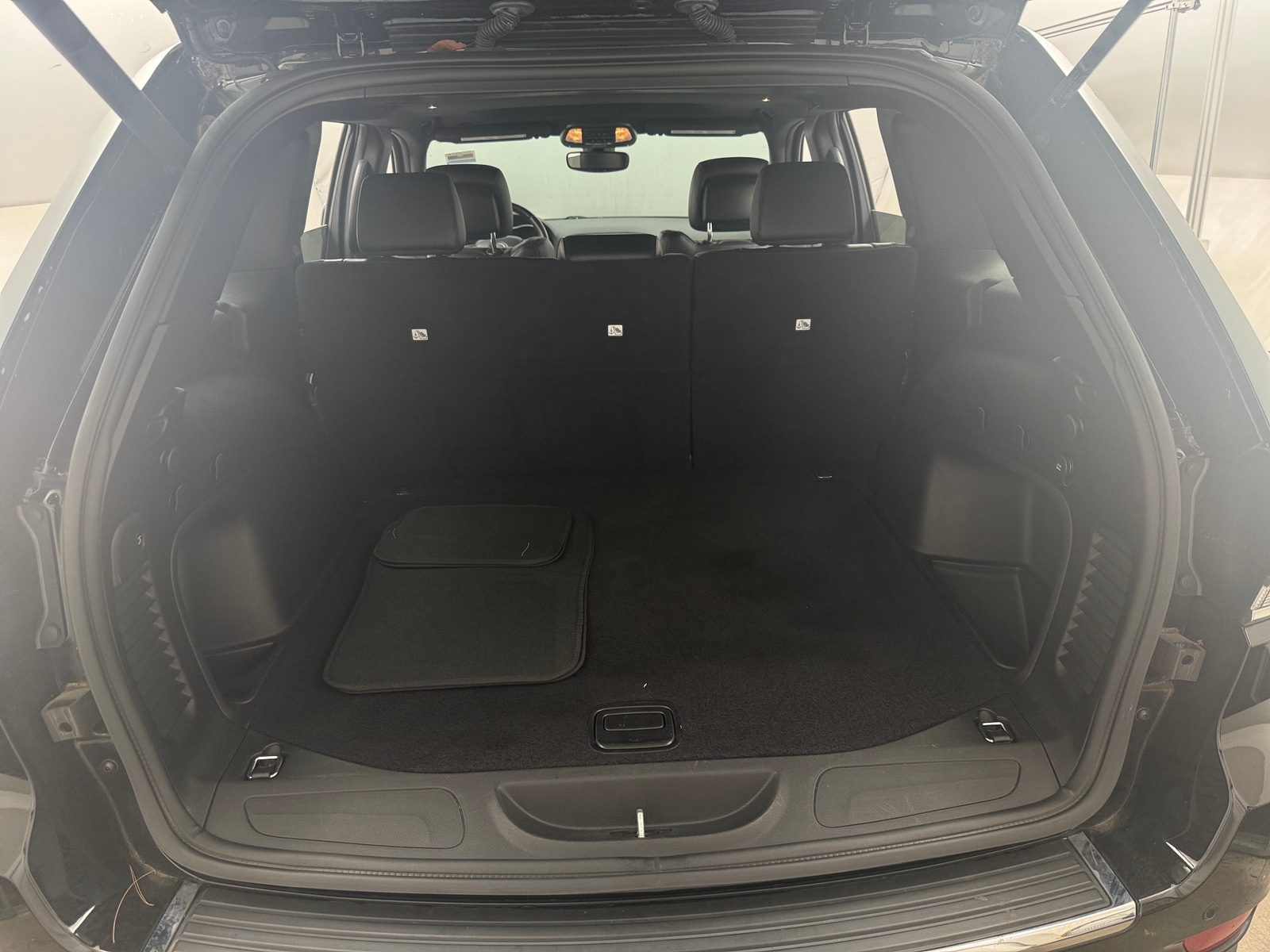 Thumbnail: 2021 Jeep Grand Cherokee - 6