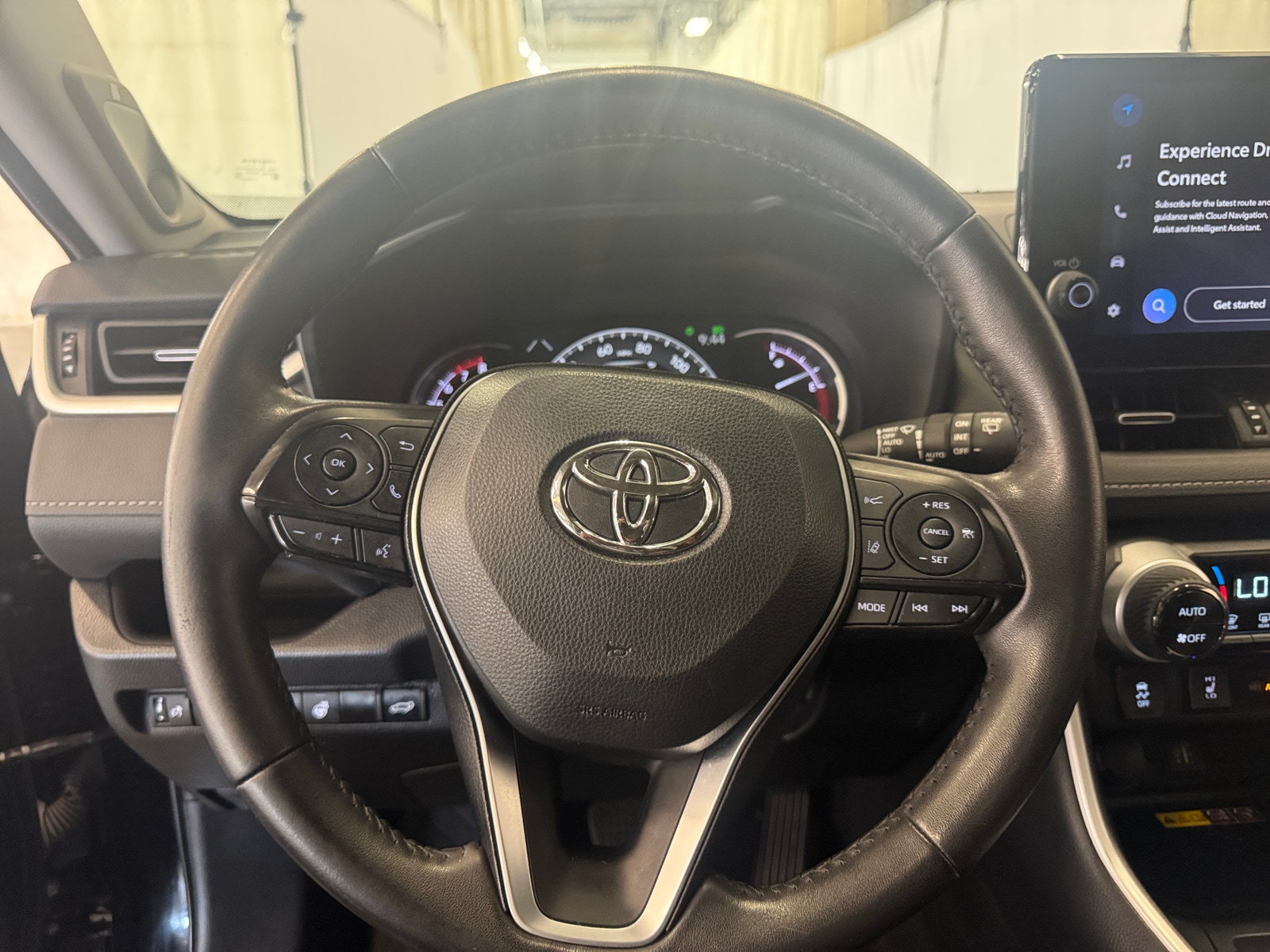 Thumbnail: 2024 Toyota RAV4 - 4