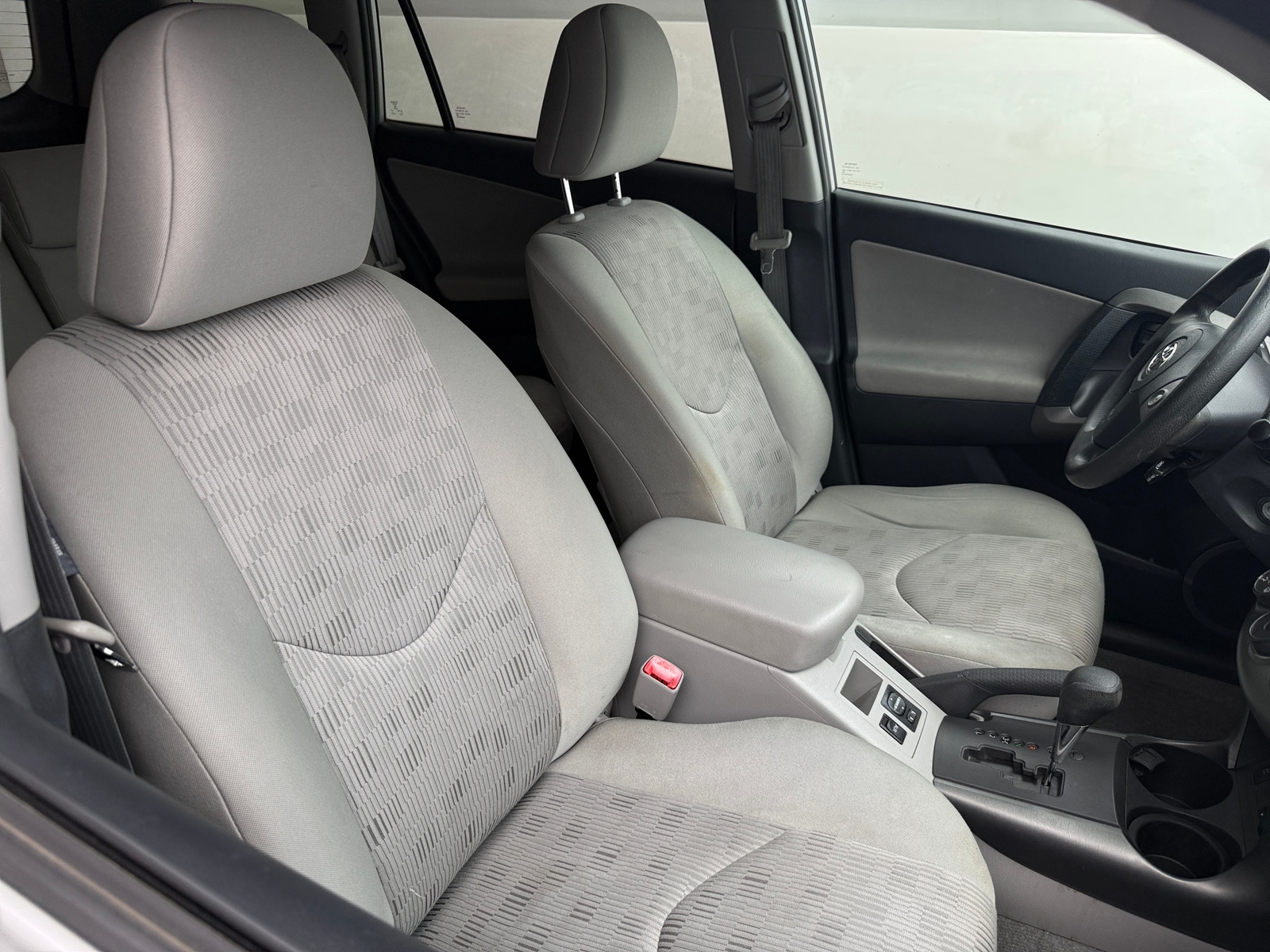 Thumbnail: 2011 Toyota RAV4 - 2
