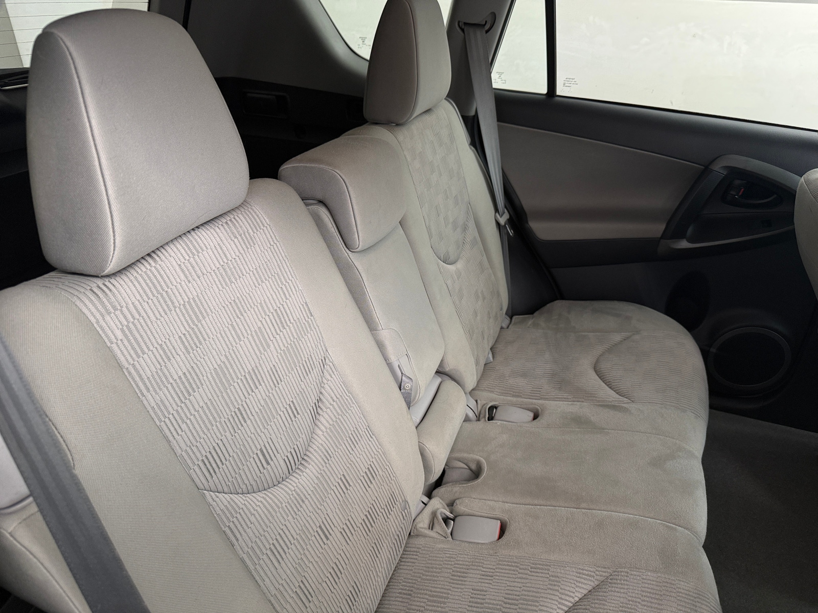 Thumbnail: 2011 Toyota RAV4 - 6