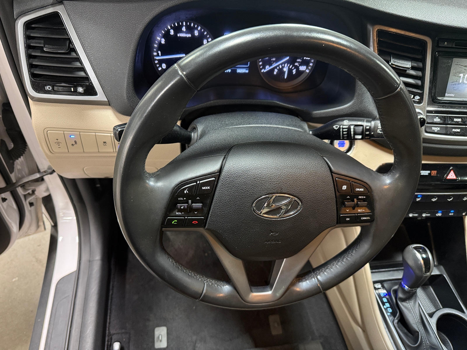Thumbnail: 2017 Hyundai Tucson - 5
