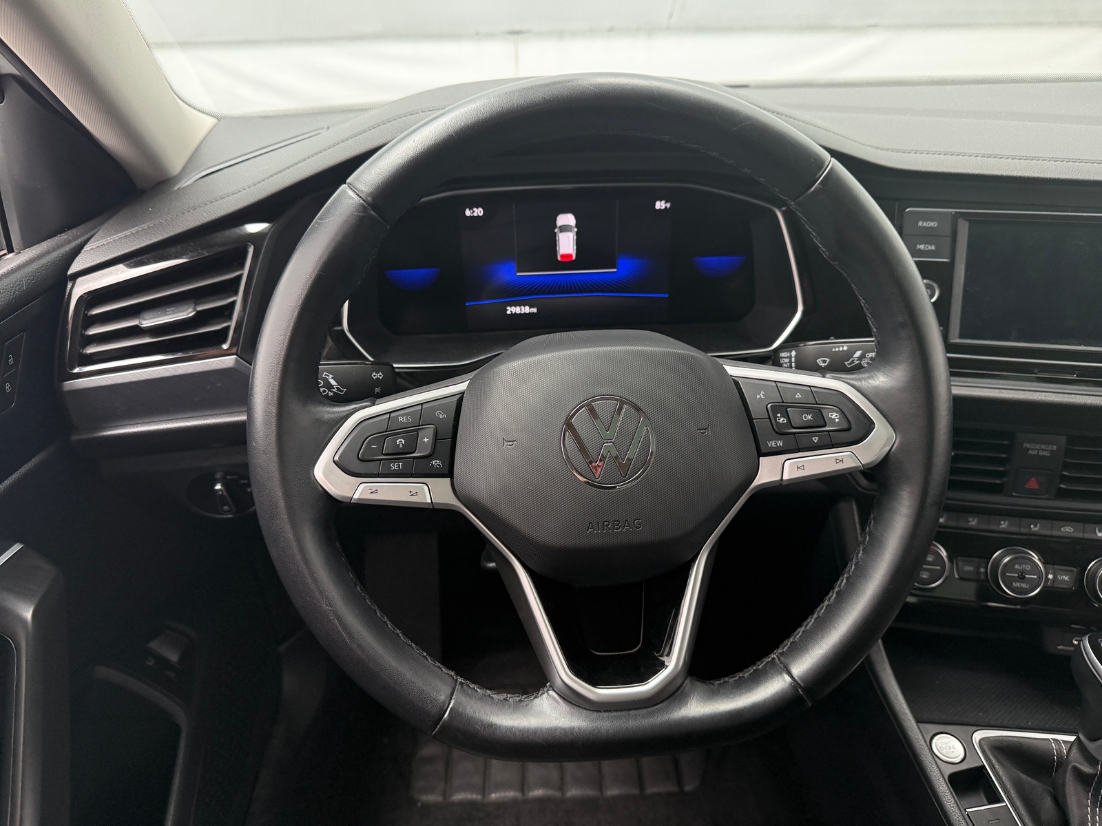 Thumbnail: 2024 Volkswagen Jetta - 4