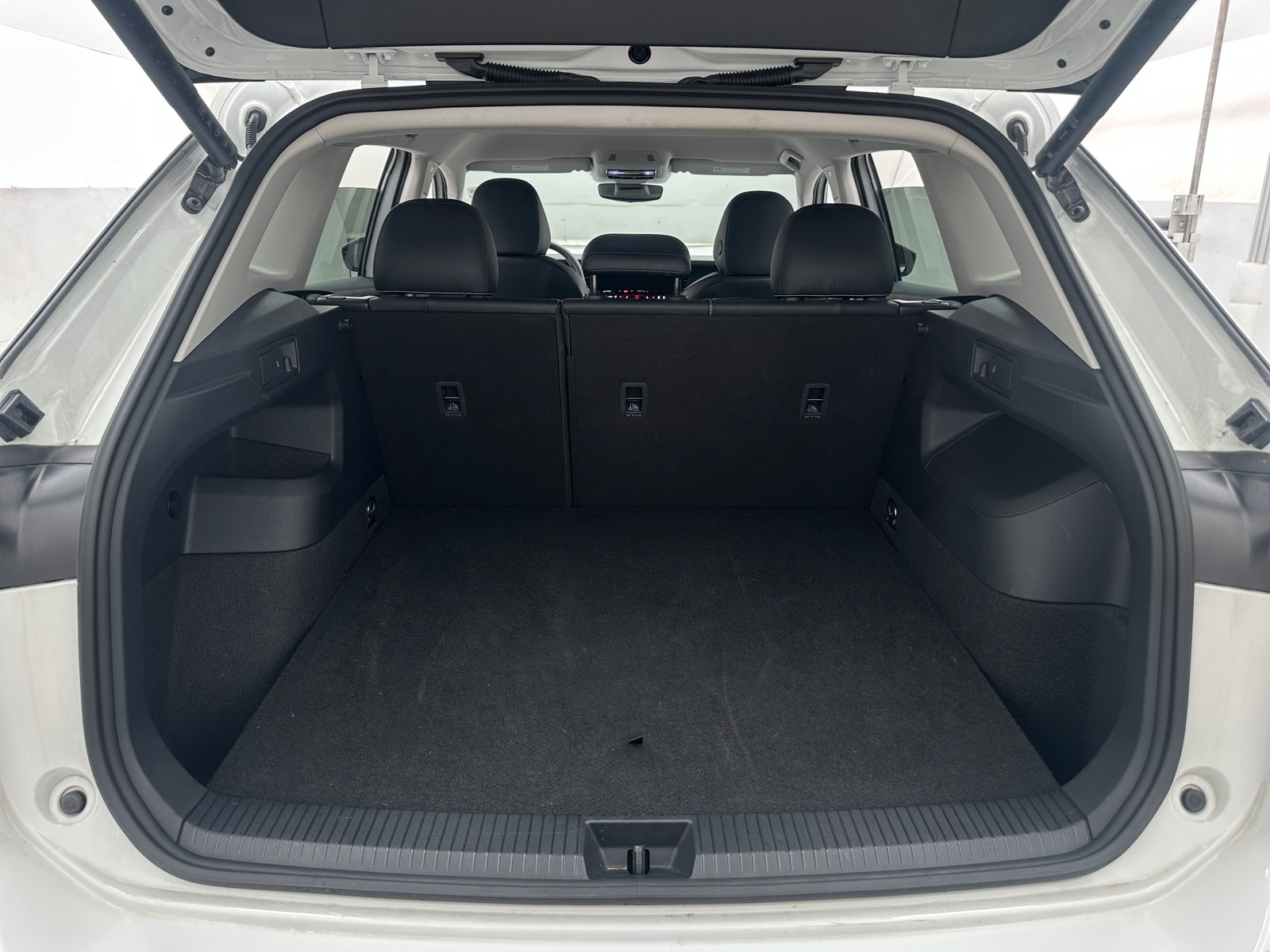 Thumbnail: 2026 Volkswagen Tiguan - 6