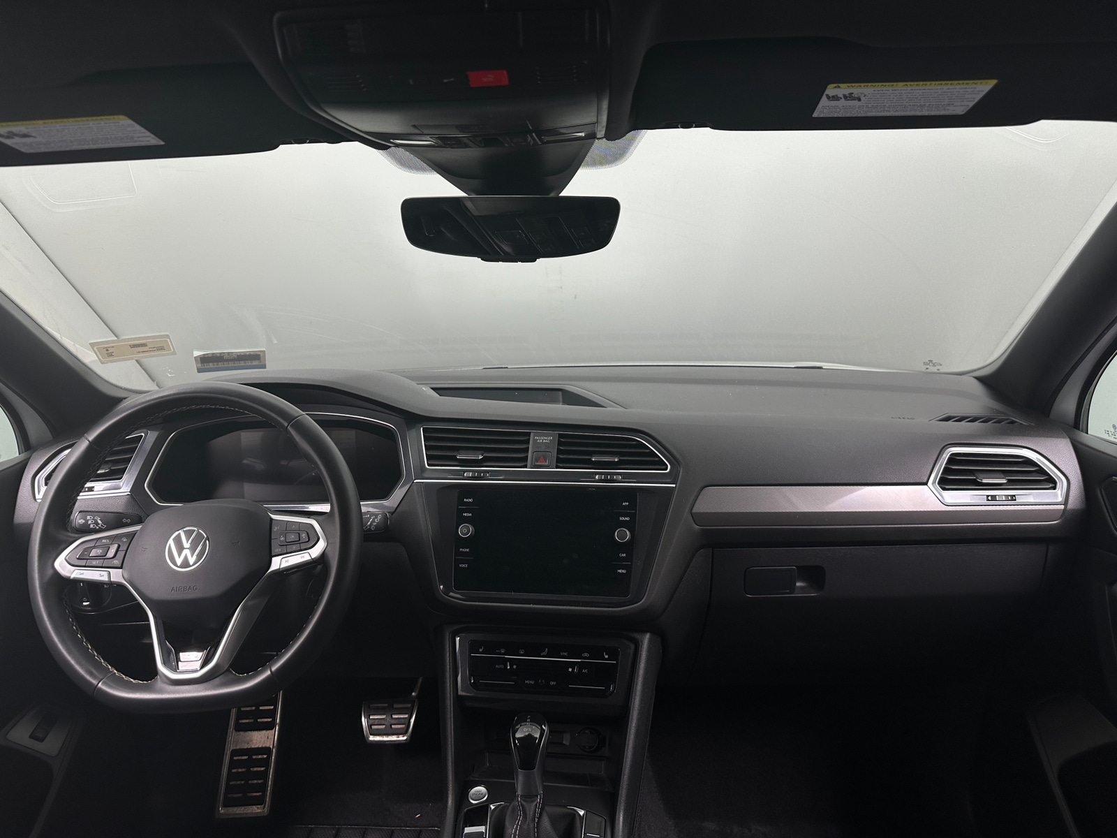 Thumbnail: 2023 Volkswagen Tiguan - 2