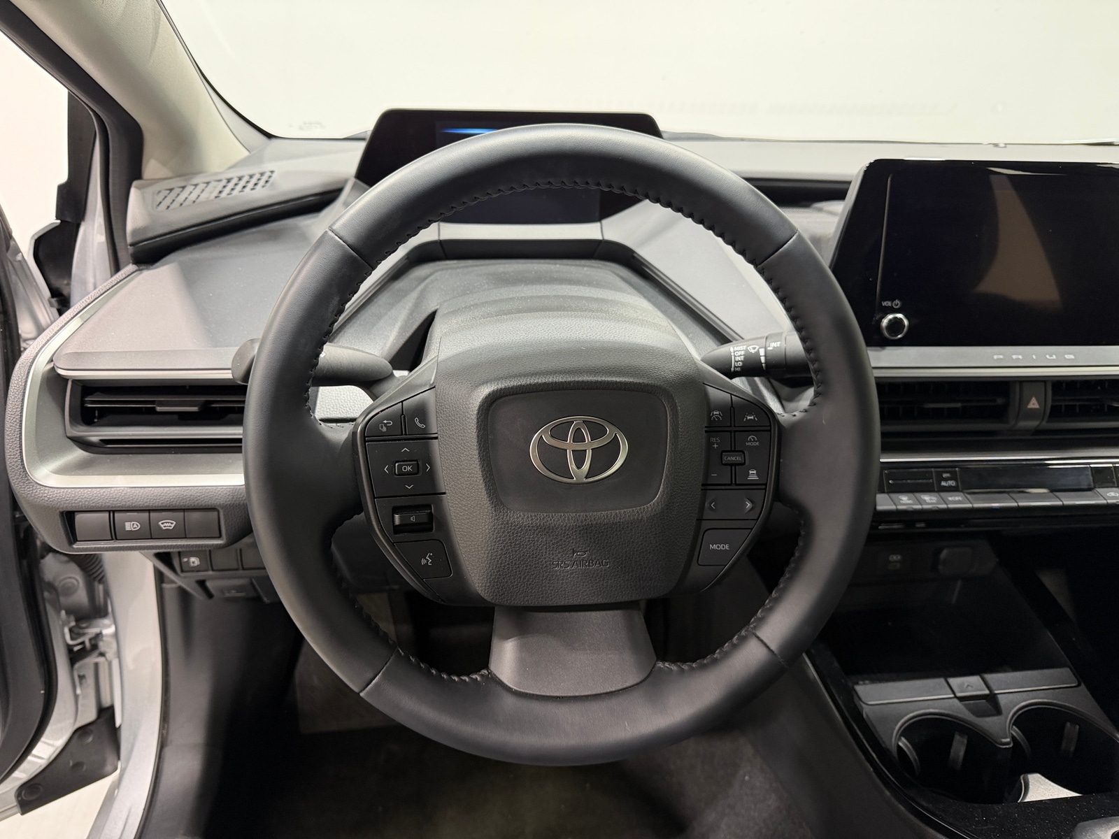Thumbnail: 2025 Toyota Prius - 5