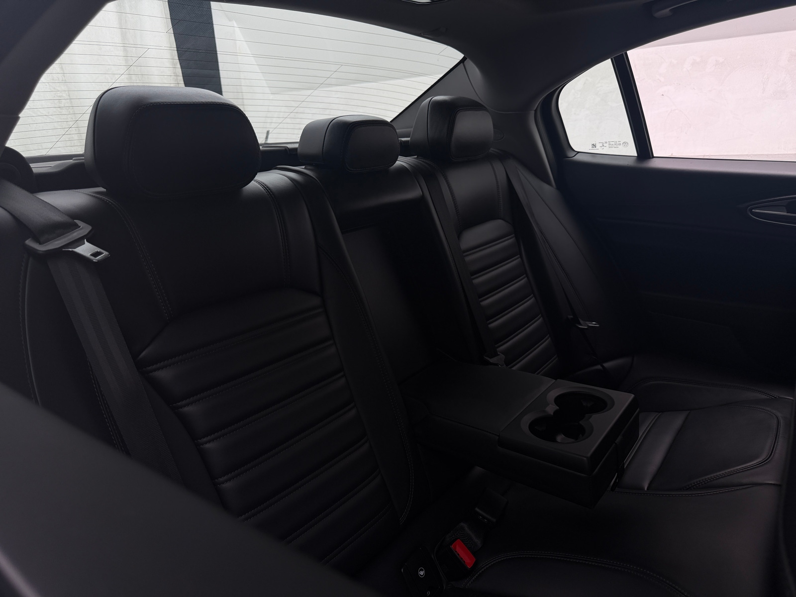 Thumbnail: 2020 Alfa Romeo Giulia - 5