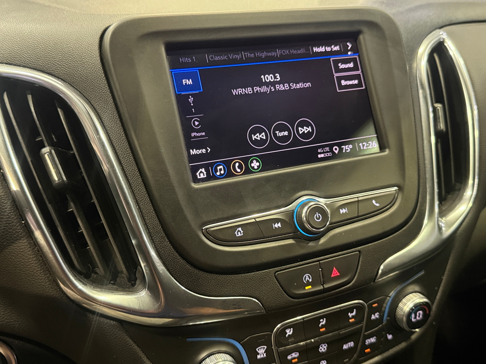Thumbnail: 2023 Chevrolet Equinox - 4