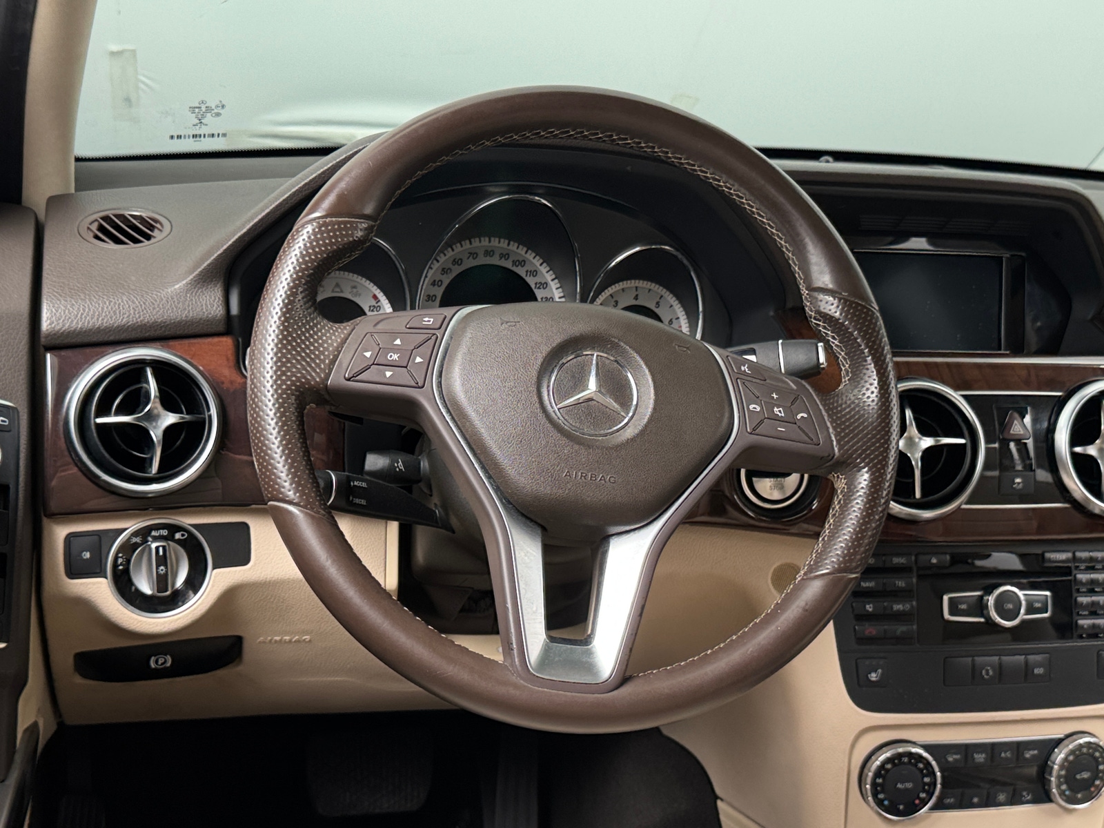 Thumbnail: 2015 Mercedes-Benz GLK - 4