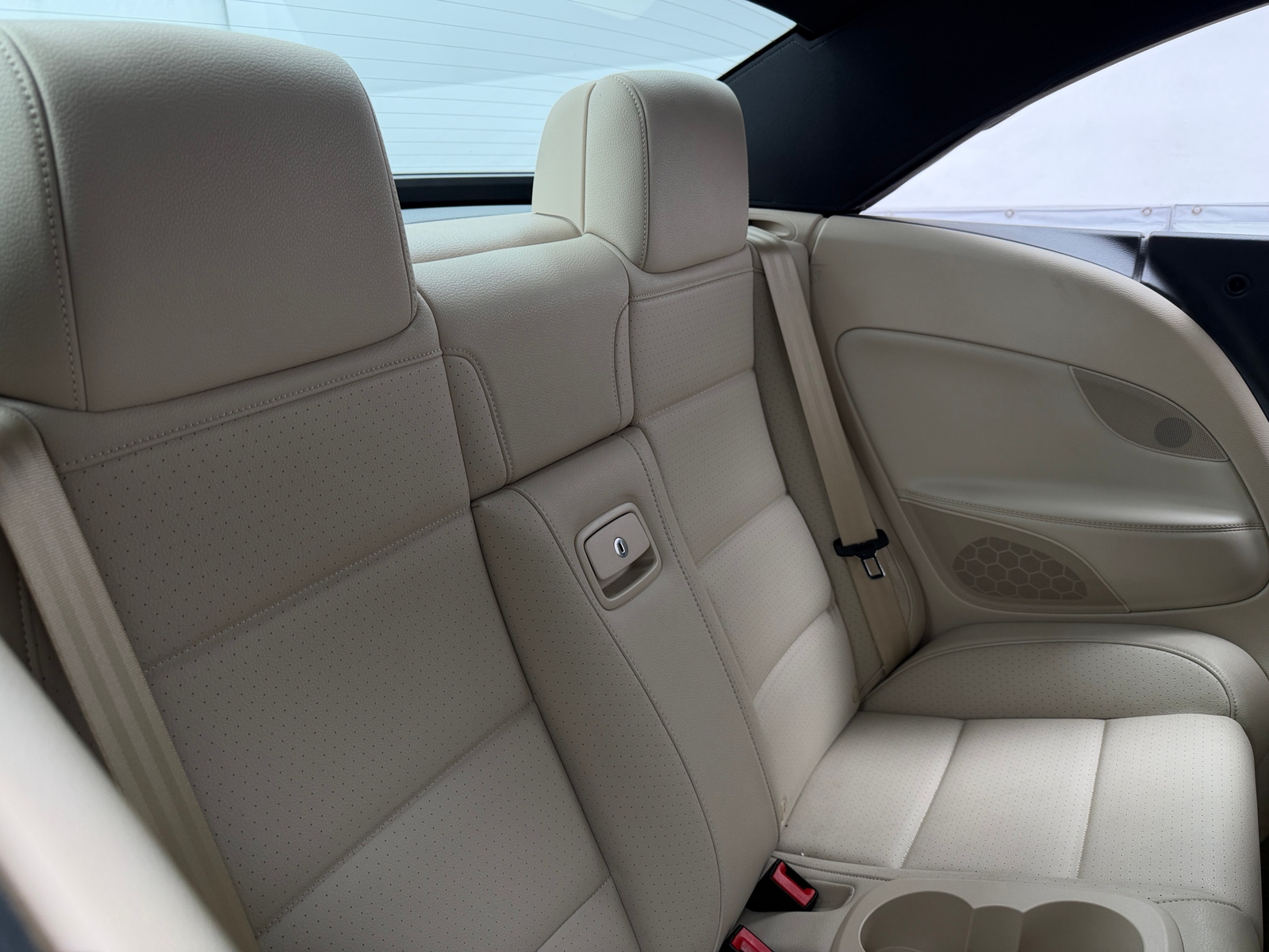 Thumbnail: 2013 Volkswagen Eos - 5