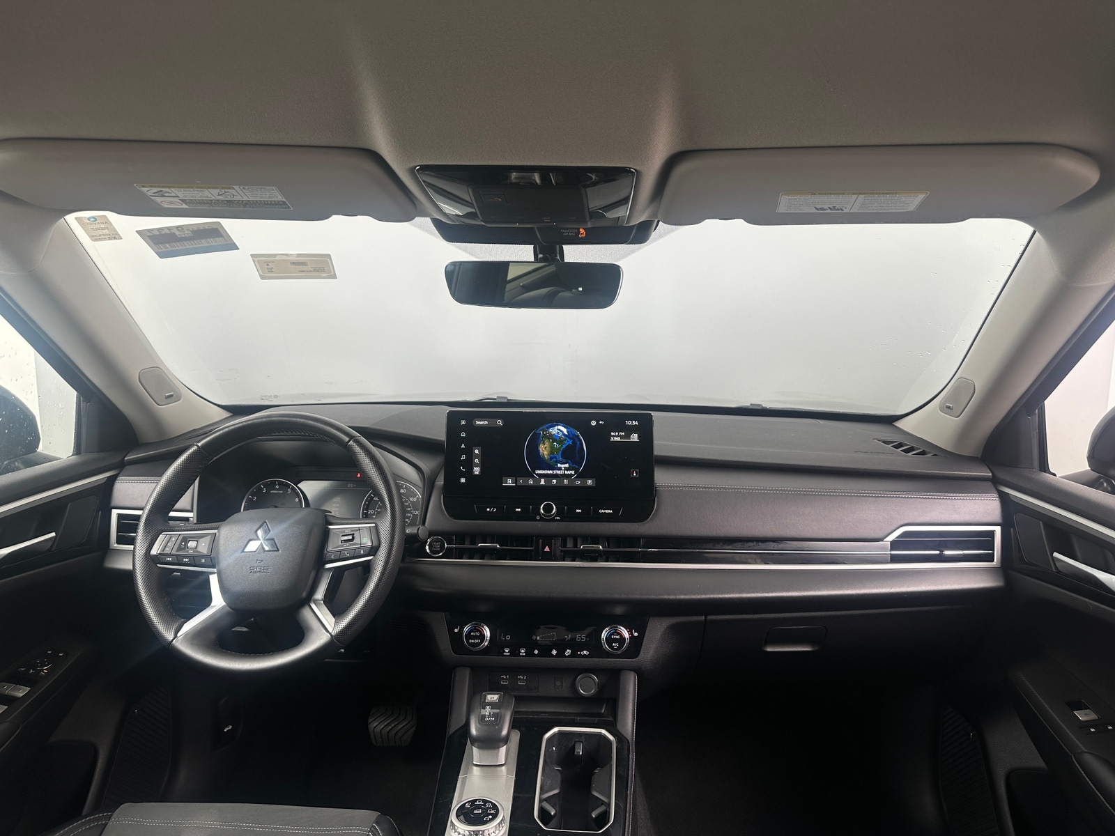 Thumbnail: 2025 Mitsubishi Outlander - 3