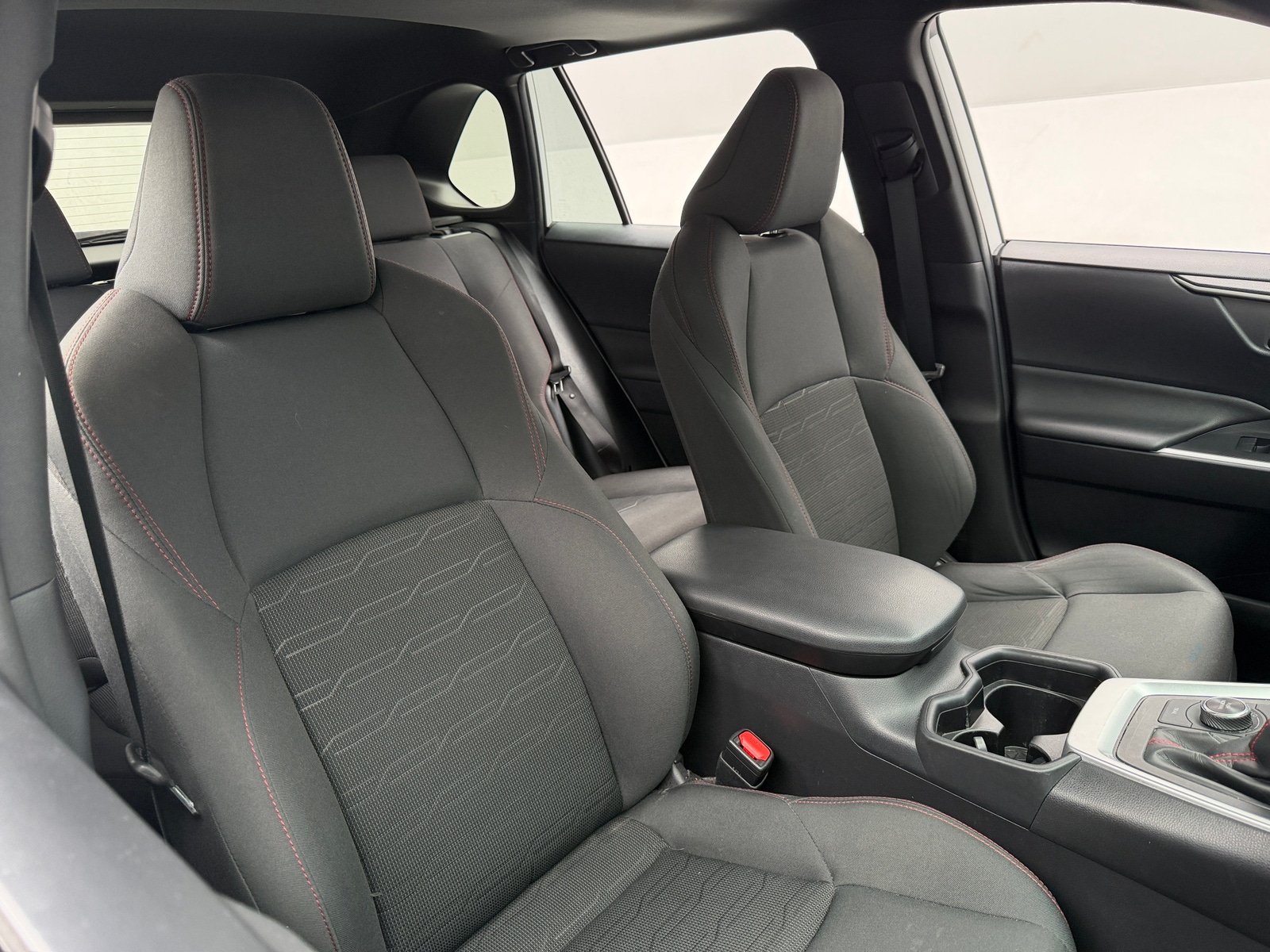 Thumbnail: 2021 Toyota RAV4 - 2