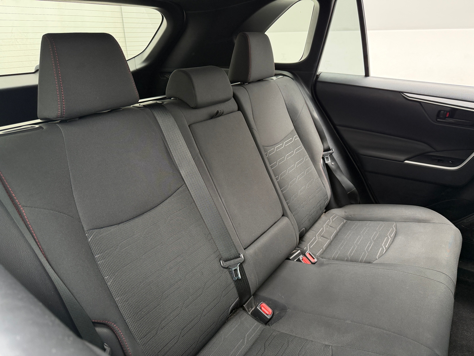 Thumbnail: 2021 Toyota RAV4 - 6