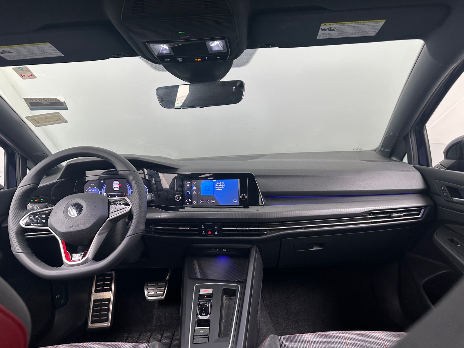 Thumbnail: 2022 Volkswagen Golf - 3