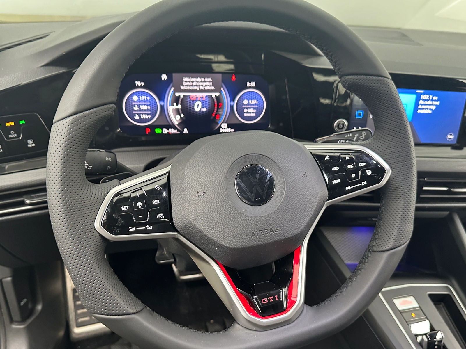 Thumbnail: 2022 Volkswagen Golf - 5