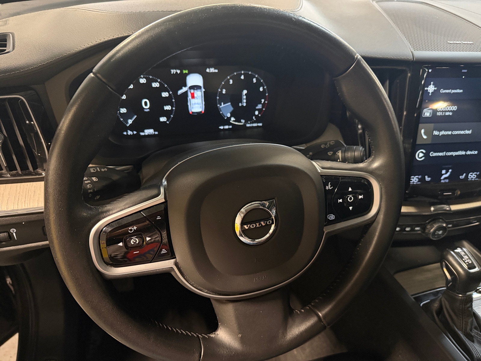 Thumbnail: 2020 Volvo XC60 - 4