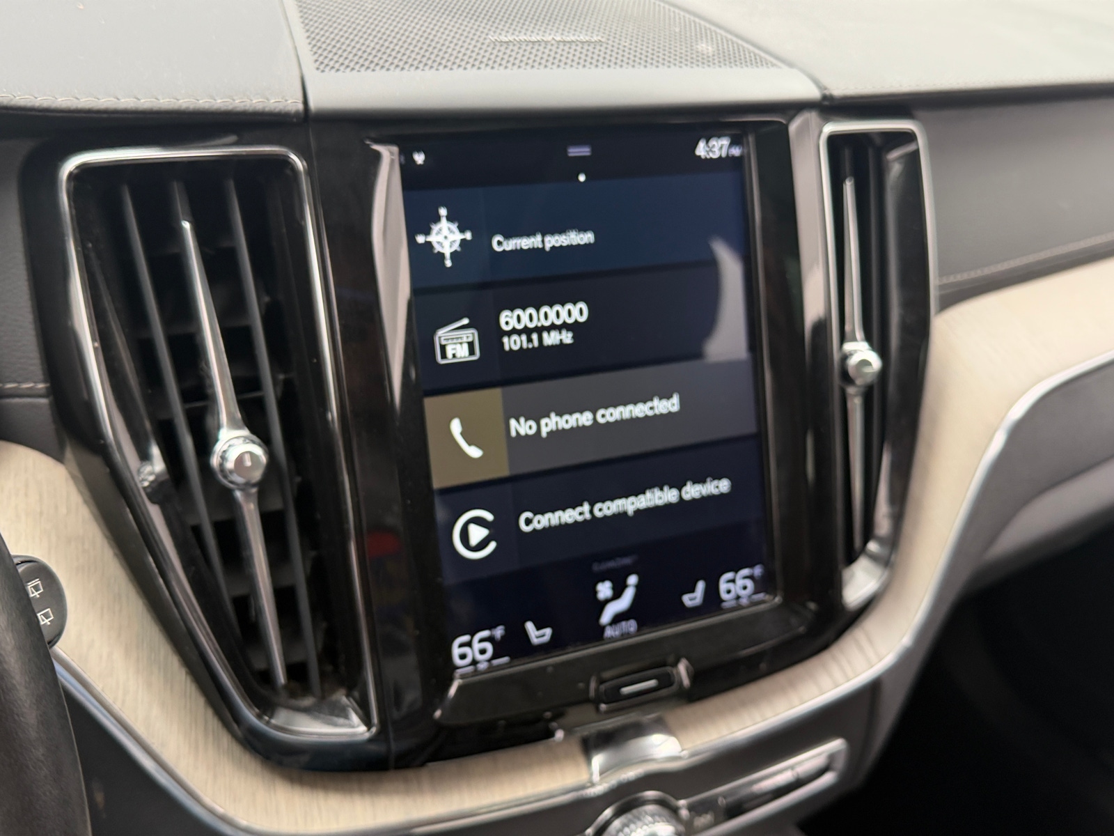 Thumbnail: 2020 Volvo XC60 - 3