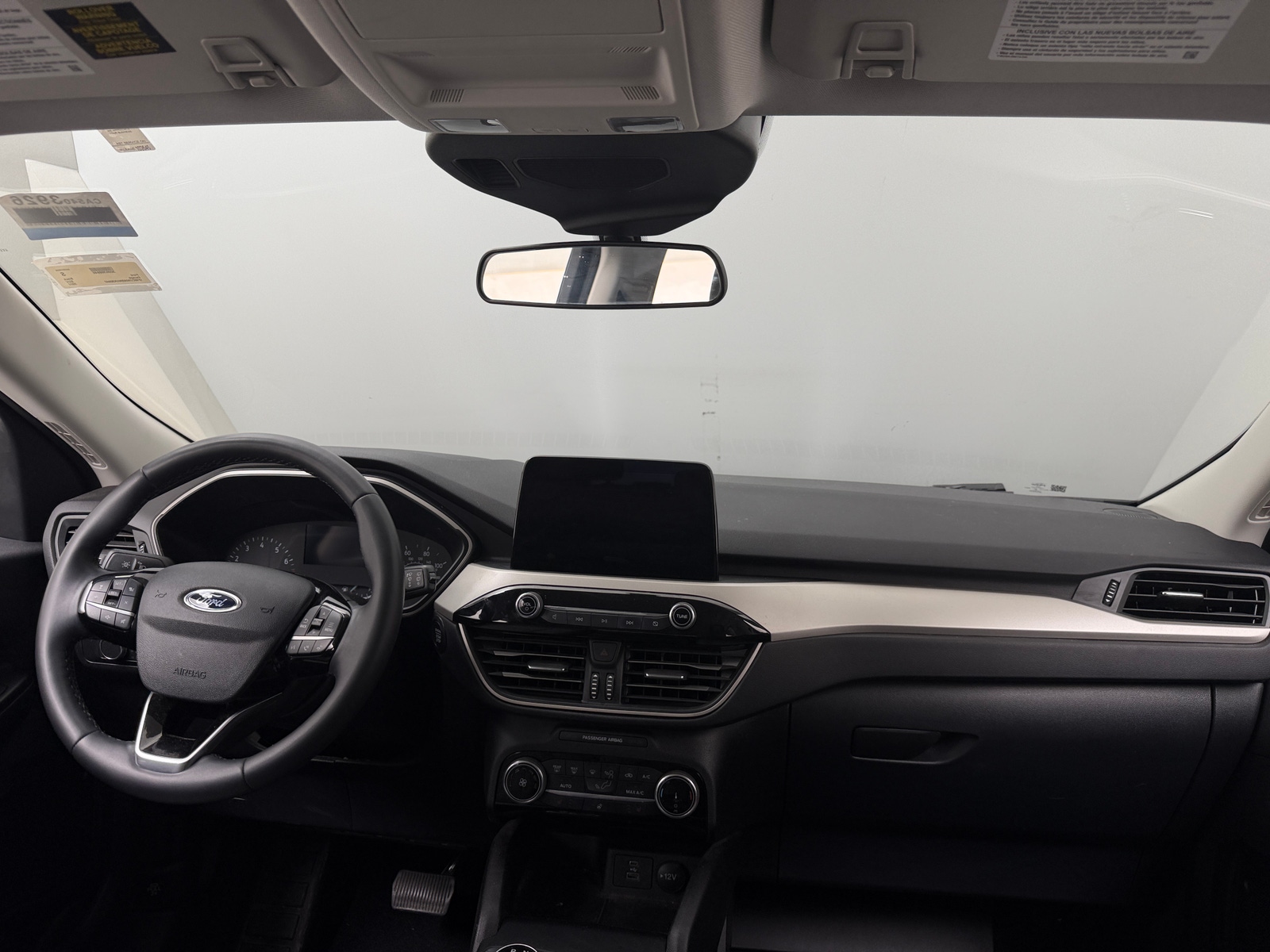 Thumbnail: 2022 Ford Escape - 3