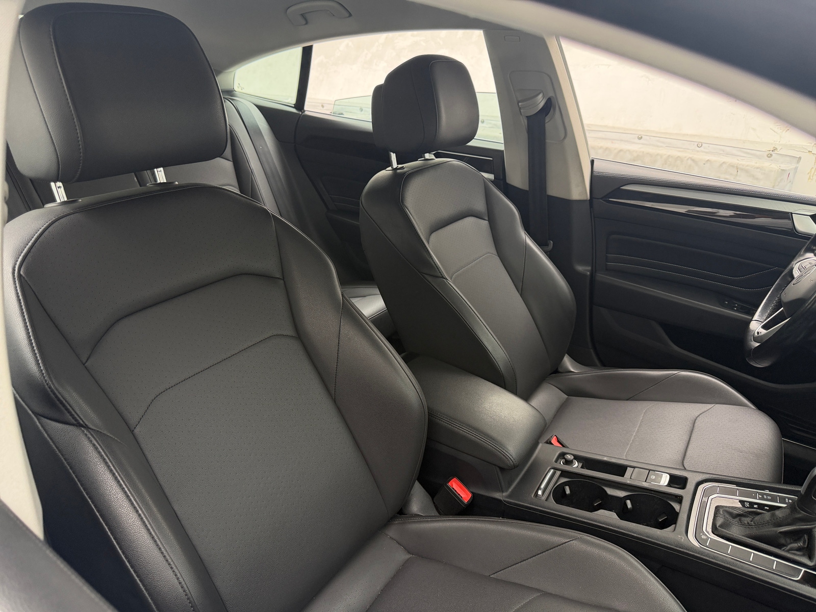 Thumbnail: 2021 Volkswagen Arteon - 2
