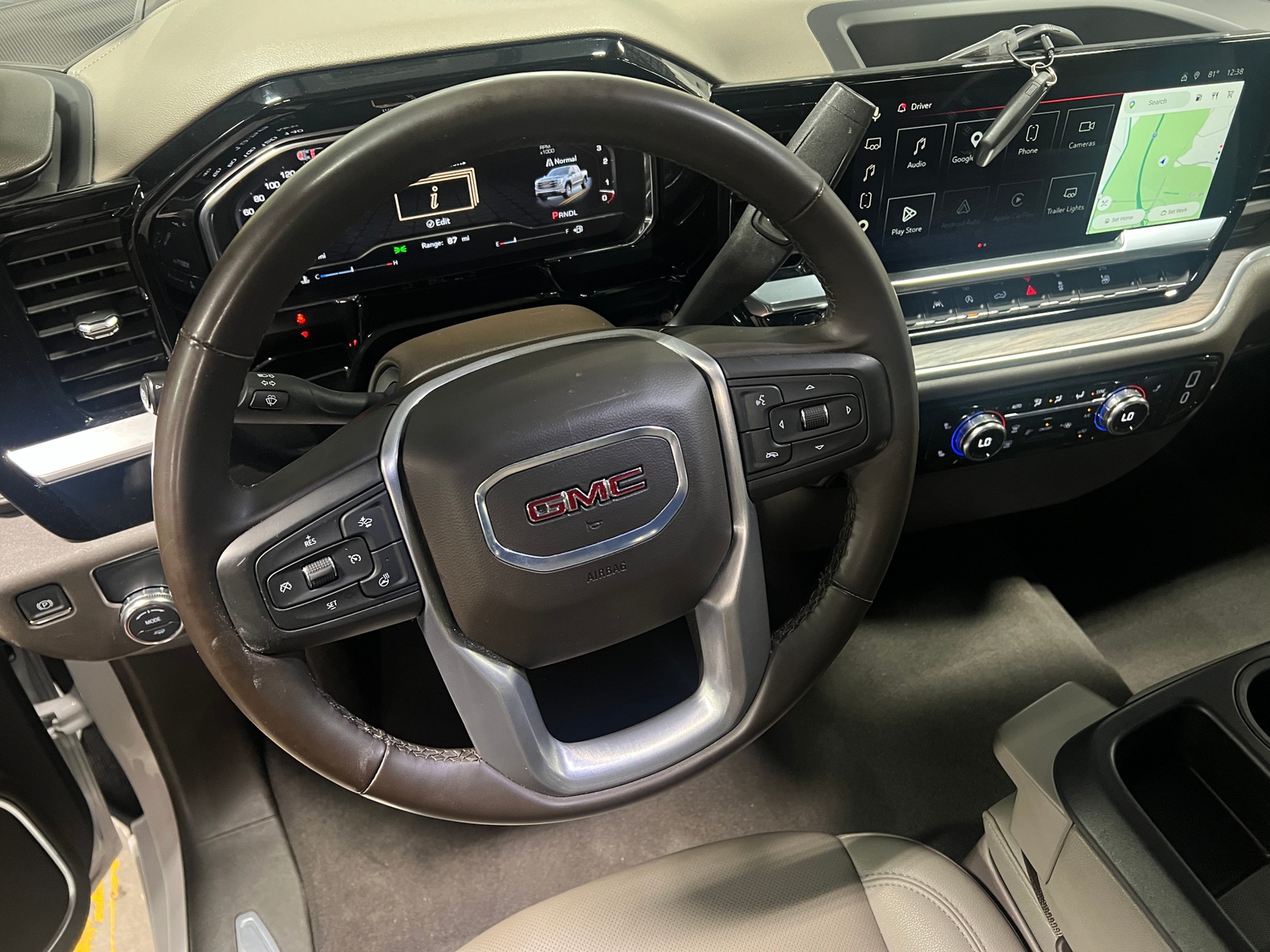 Thumbnail: 2025 GMC Sierra 1500 - 4