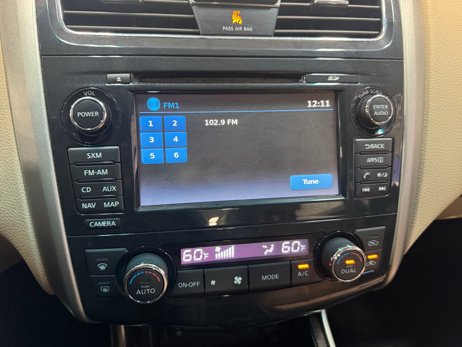 Thumbnail: 2015 Nissan Altima - 3