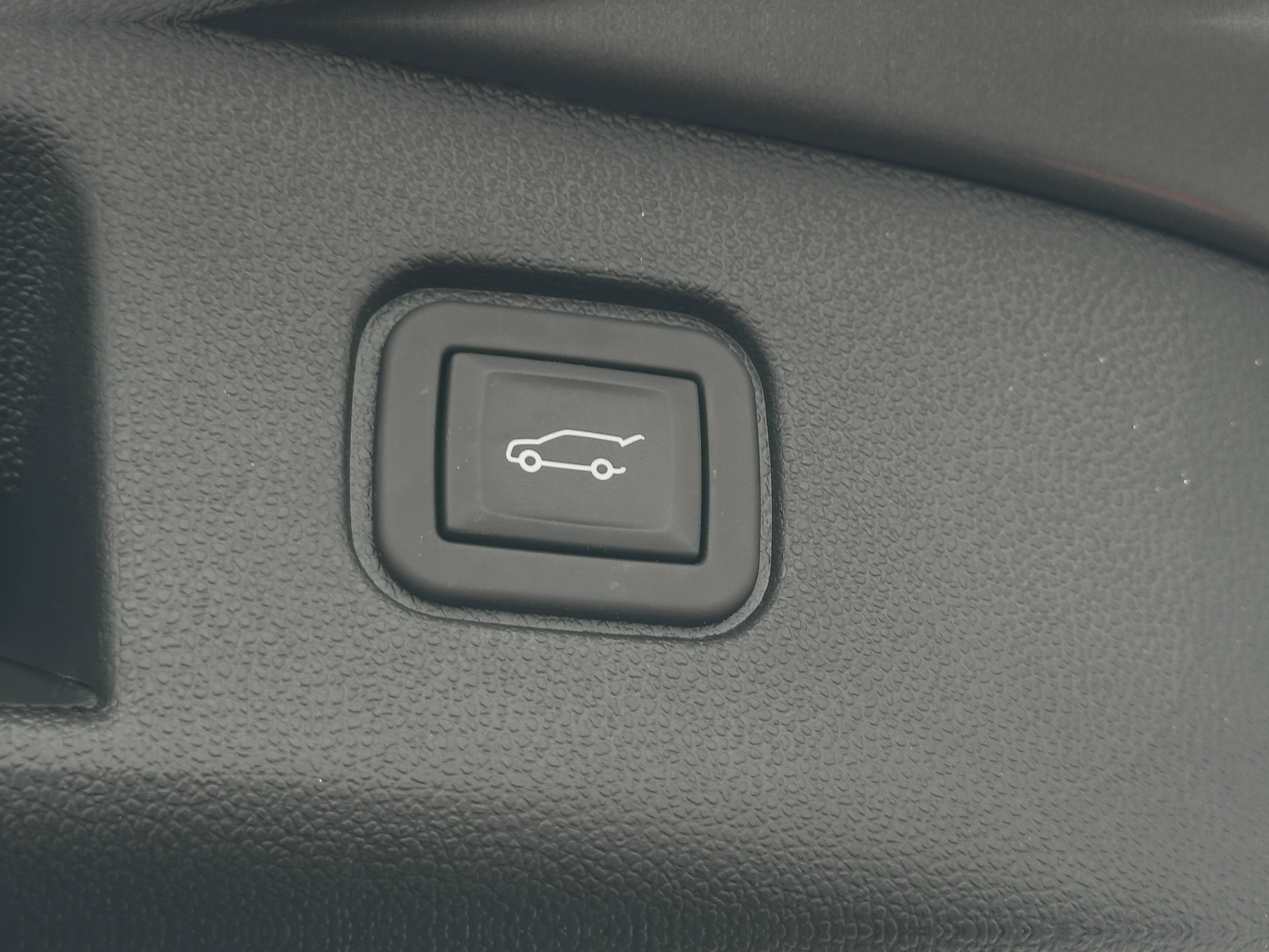 Used 2024 Chevrolet Blazer EV LT with VIN 3GNKDBRJ4RS199152 for sale in Auburn, WA