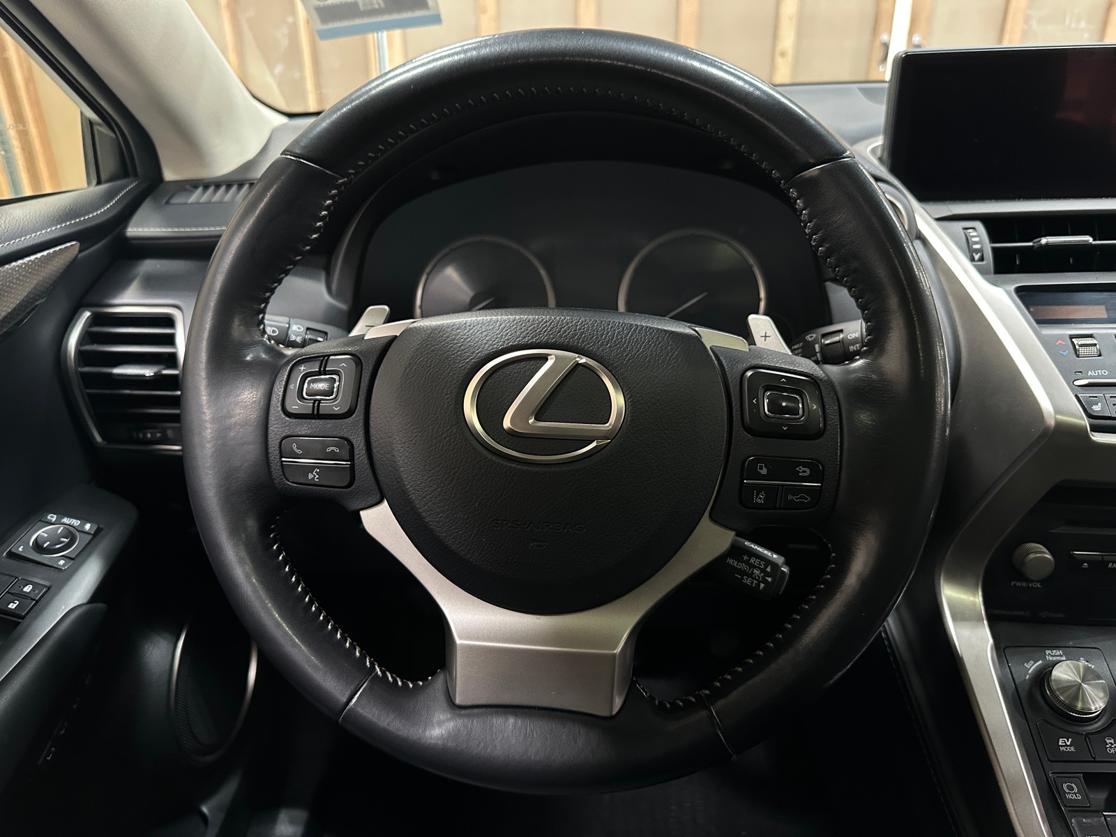 Thumbnail: 2020 Lexus NX - 4