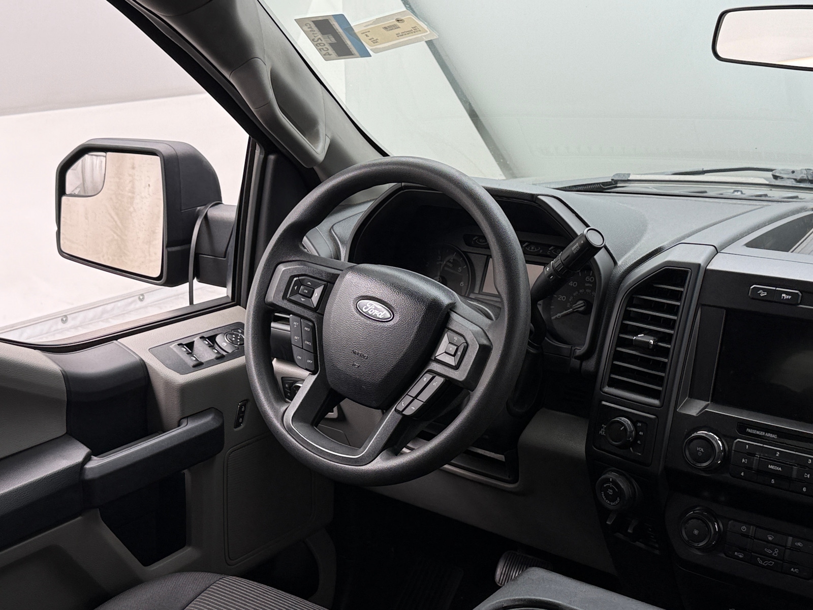 Thumbnail: 2020 Ford Econoline - 5