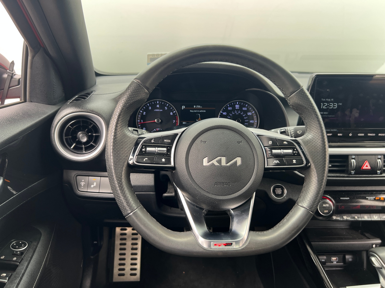 Thumbnail: 2024 Kia Forte - 4