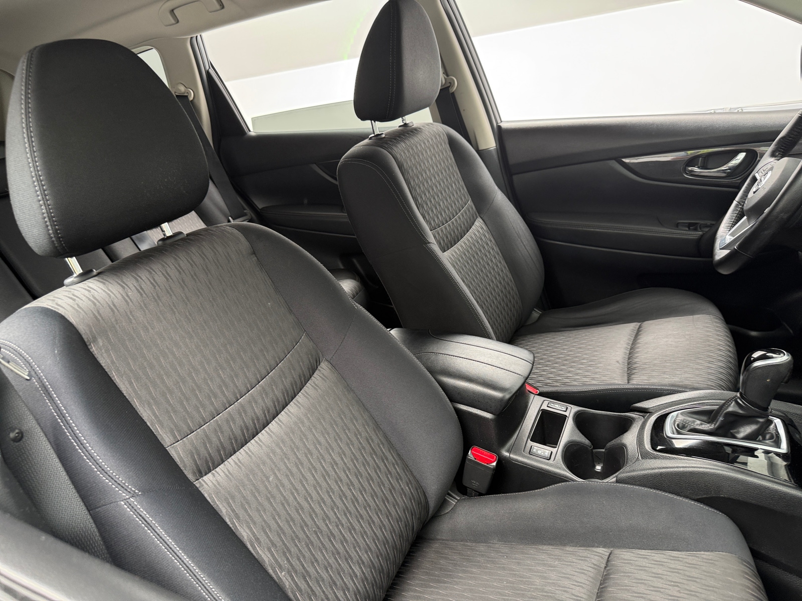Thumbnail: 2018 Nissan Rogue - 2