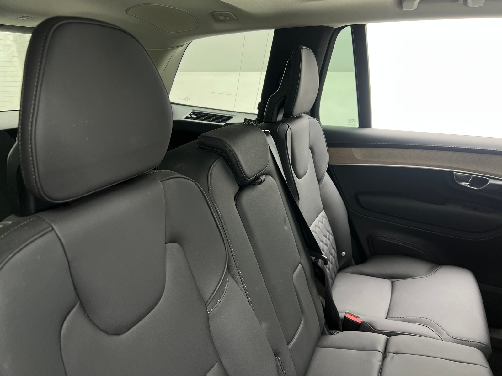 Thumbnail: 2025 Volvo XC90 - 5