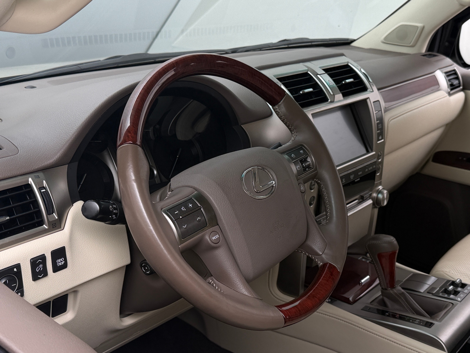 Thumbnail: 2012 Lexus GX - 4