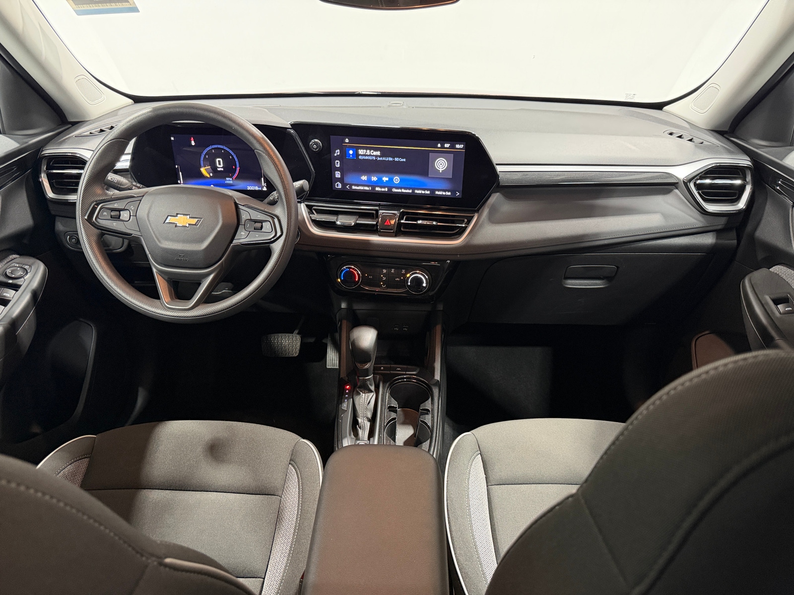 Thumbnail: 2025 Chevrolet TrailBlazer - 3
