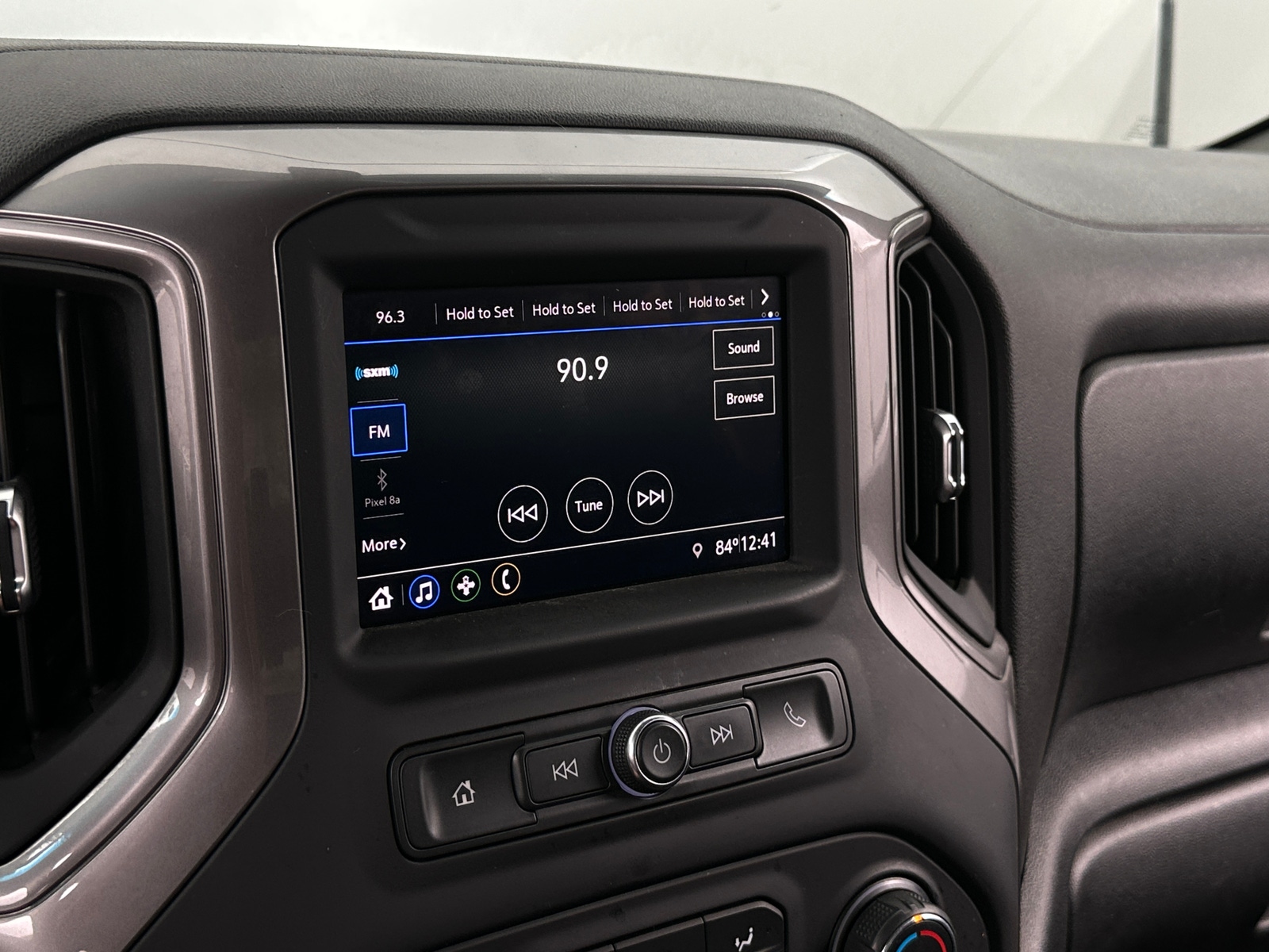 Thumbnail: 2020 Chevrolet Silverado 2500 - 4