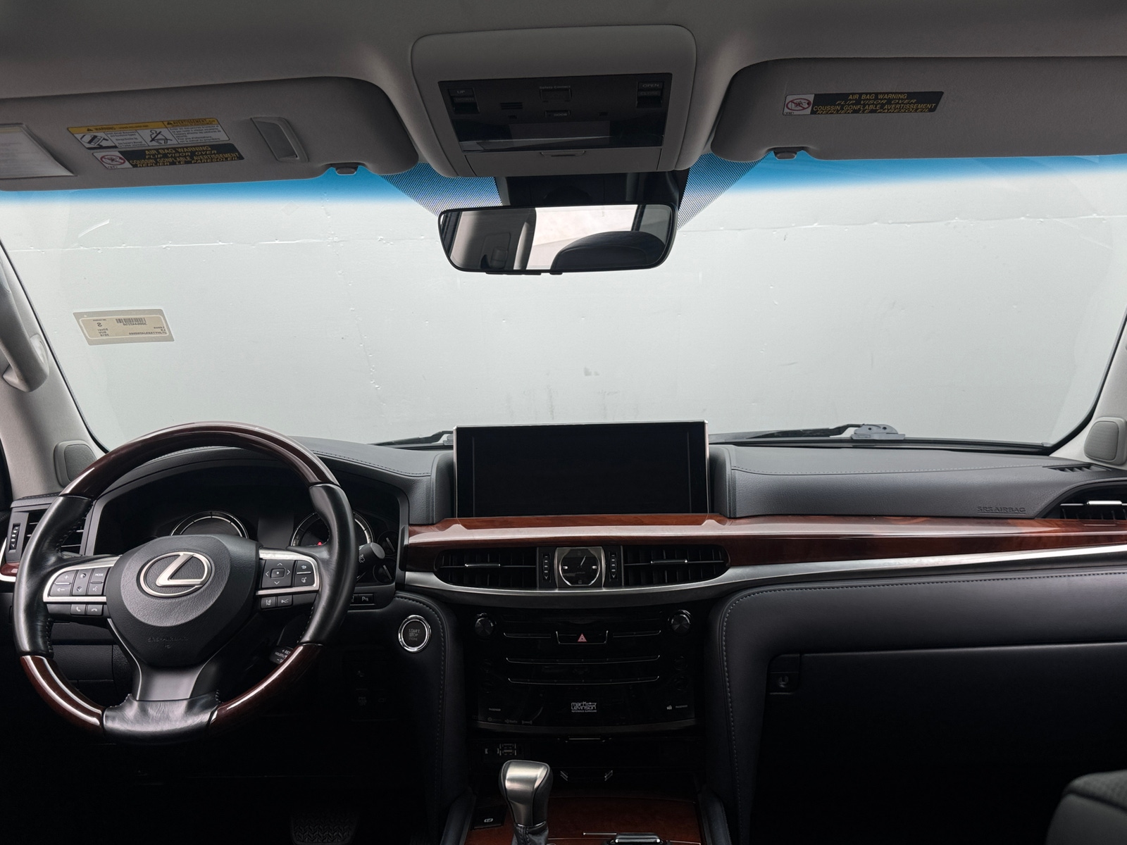 Thumbnail: 2018 Lexus LX - 2