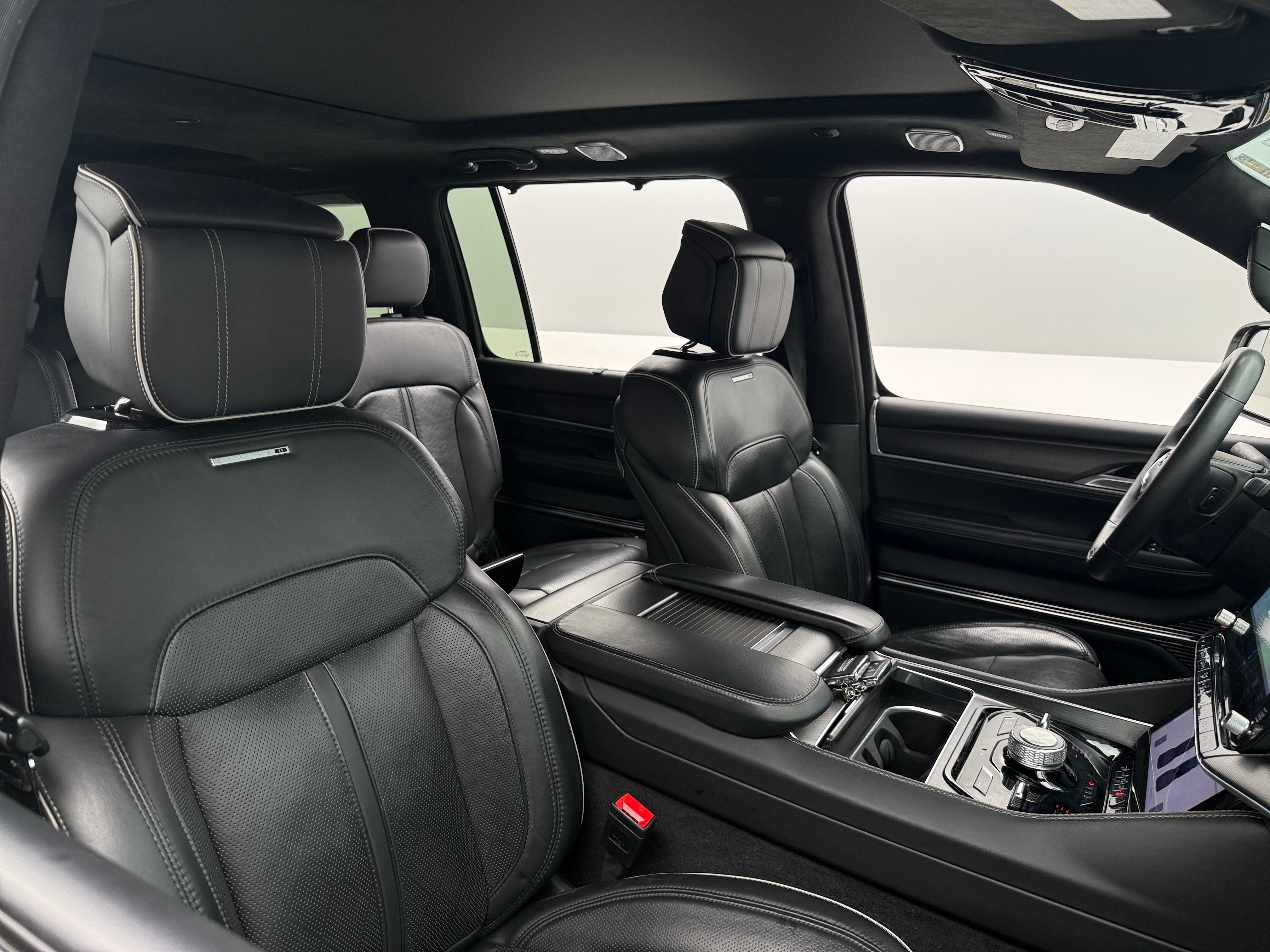 2024 Jeep Grand Wagoneer L