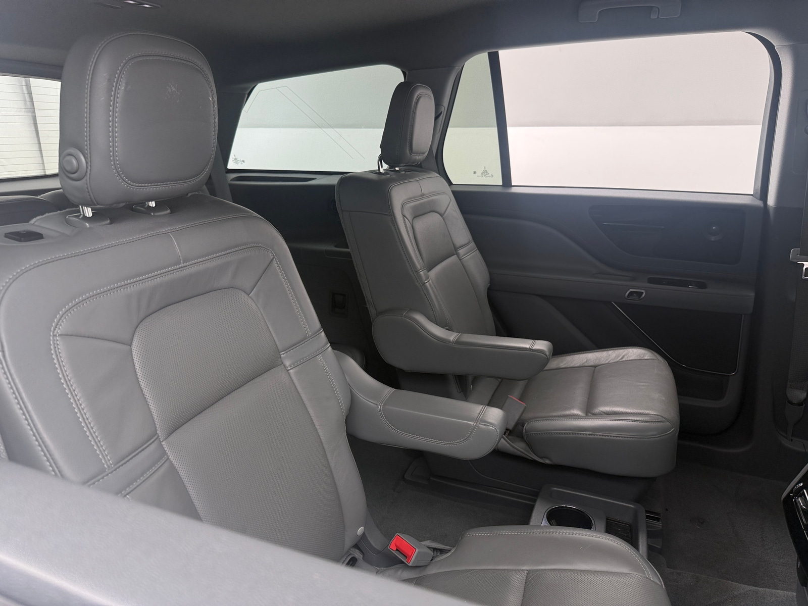 Thumbnail: 2020 Lincoln Aviator - 5