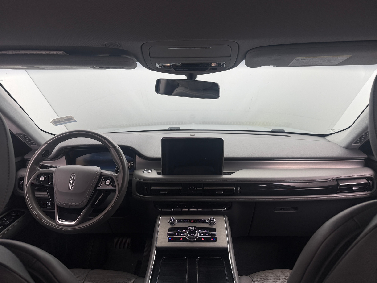 Thumbnail: 2020 Lincoln Aviator - 2