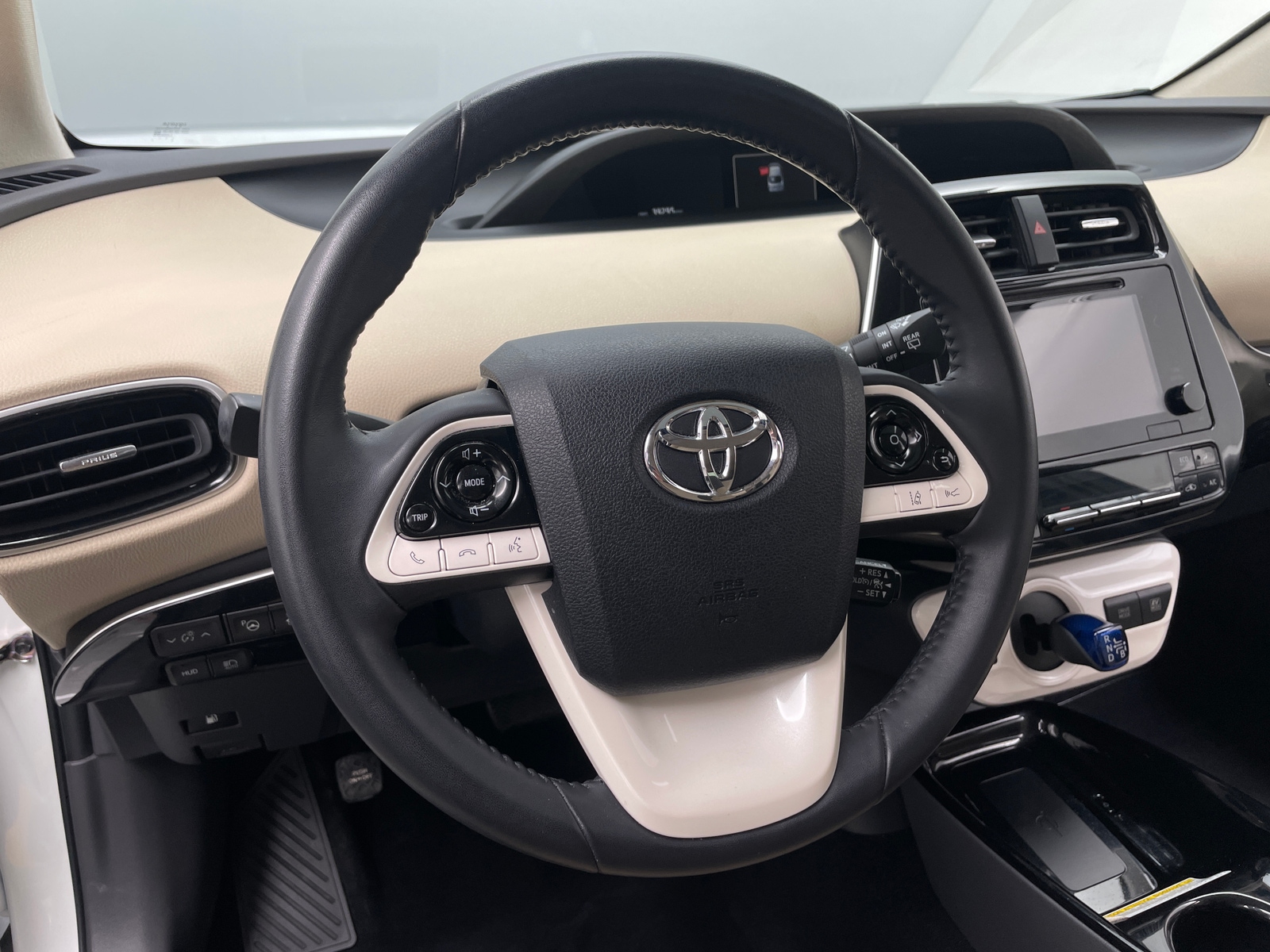 Thumbnail: 2017 Toyota Prius - 5