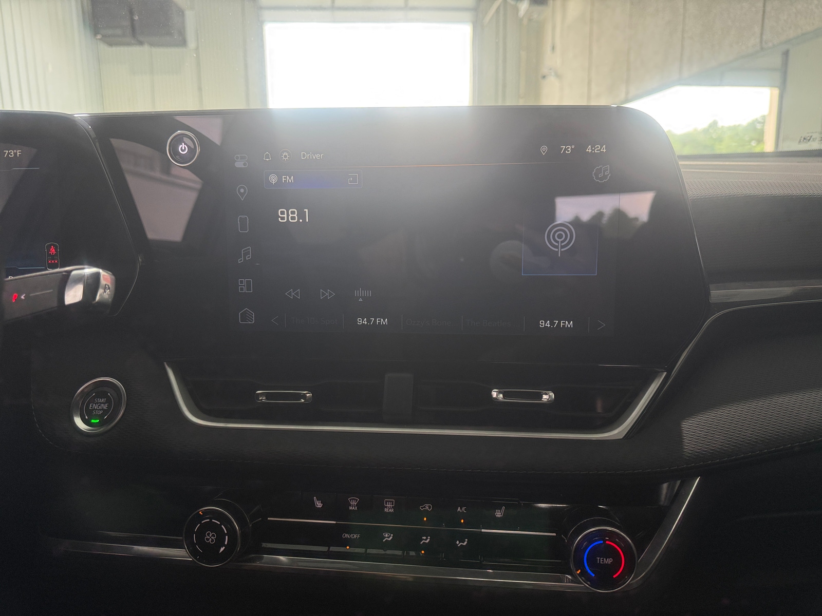 Thumbnail: 2025 Chevrolet Equinox - 4
