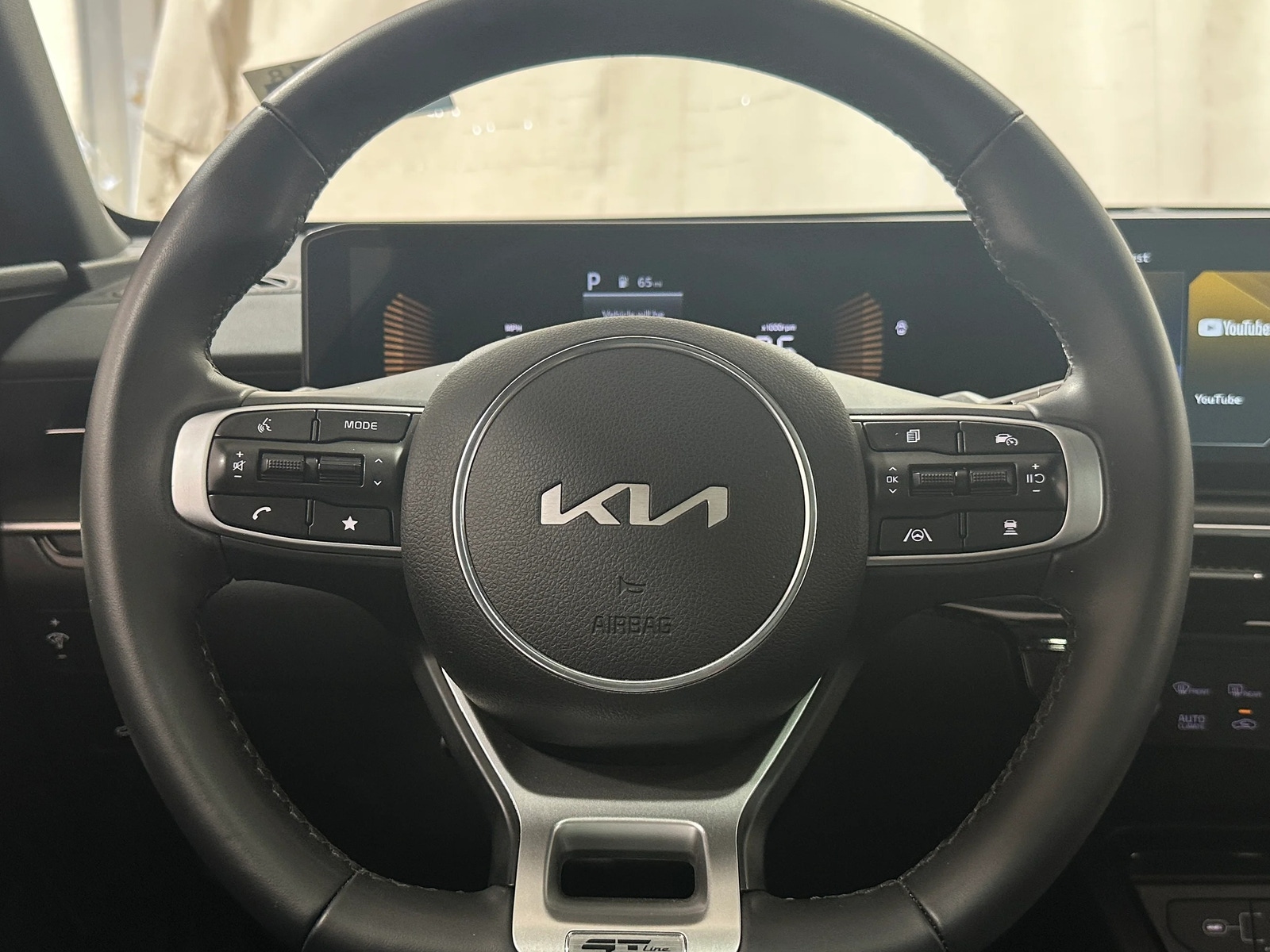 Thumbnail: 2026 Kia K5 - 4
