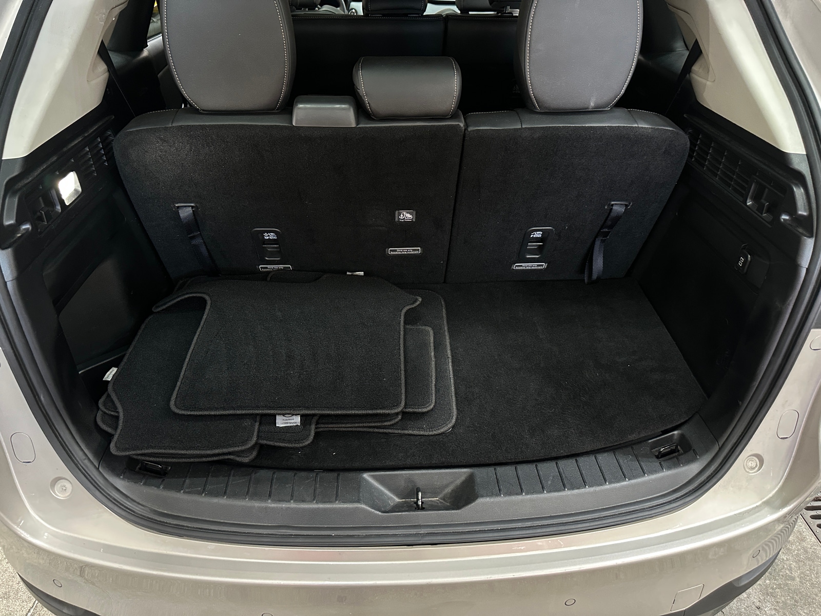 Thumbnail: 2026 Mazda CX-90 - 6