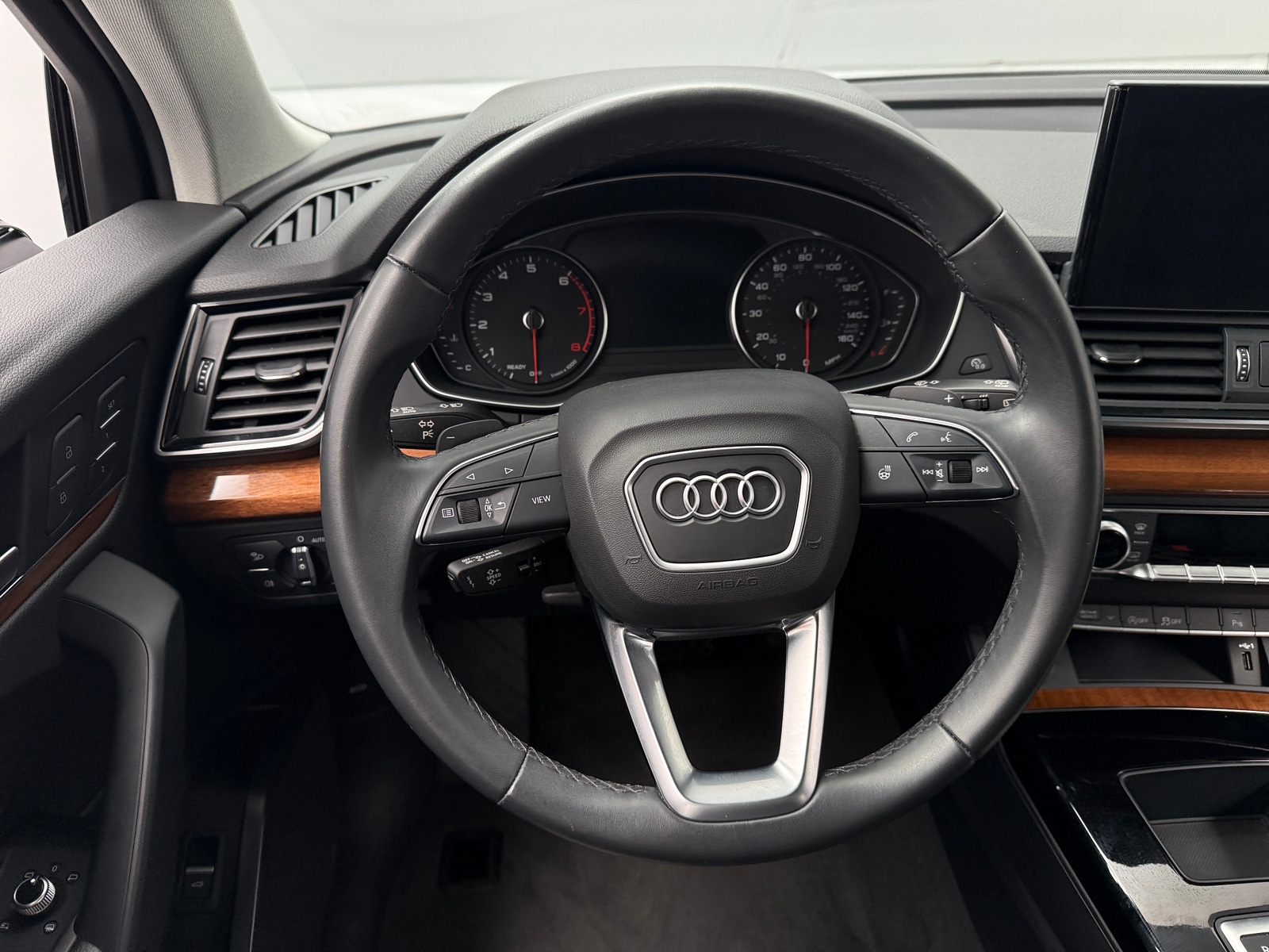 Thumbnail: 2023 Audi Q5 - 4