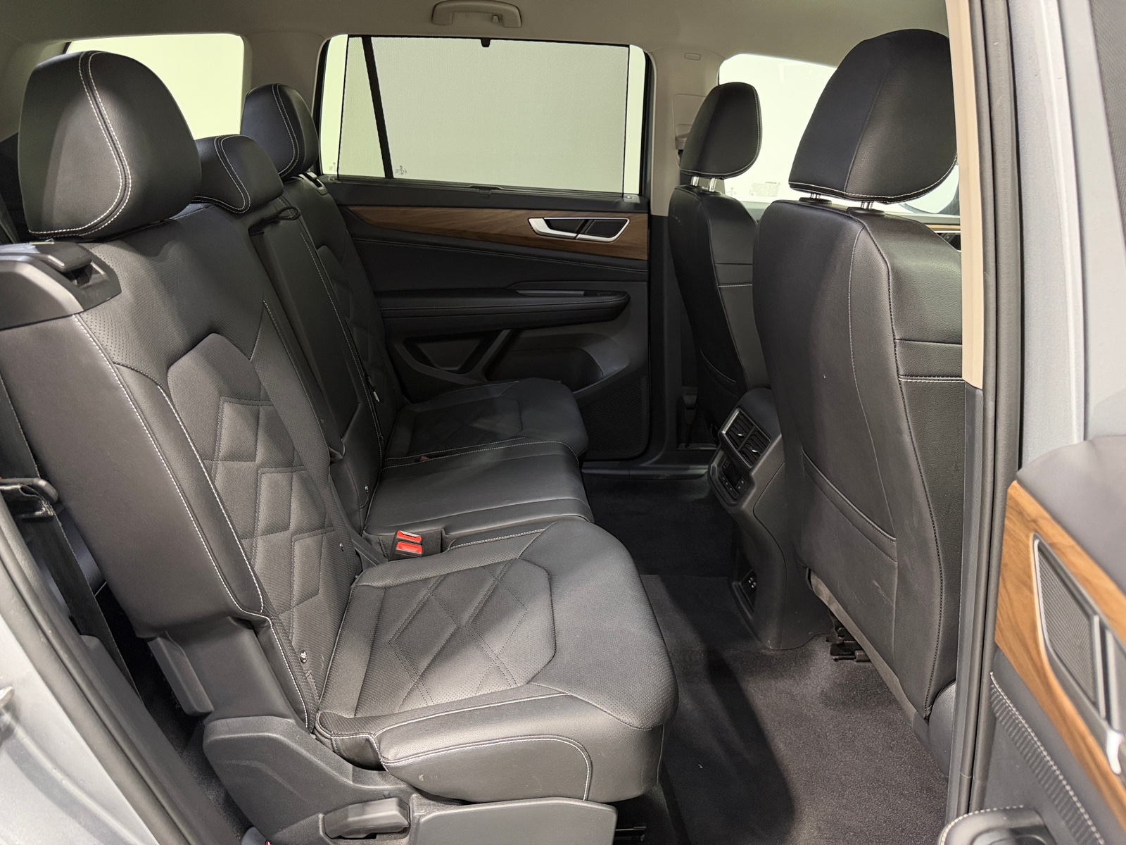 Thumbnail: 2026 Volkswagen Atlas - 6