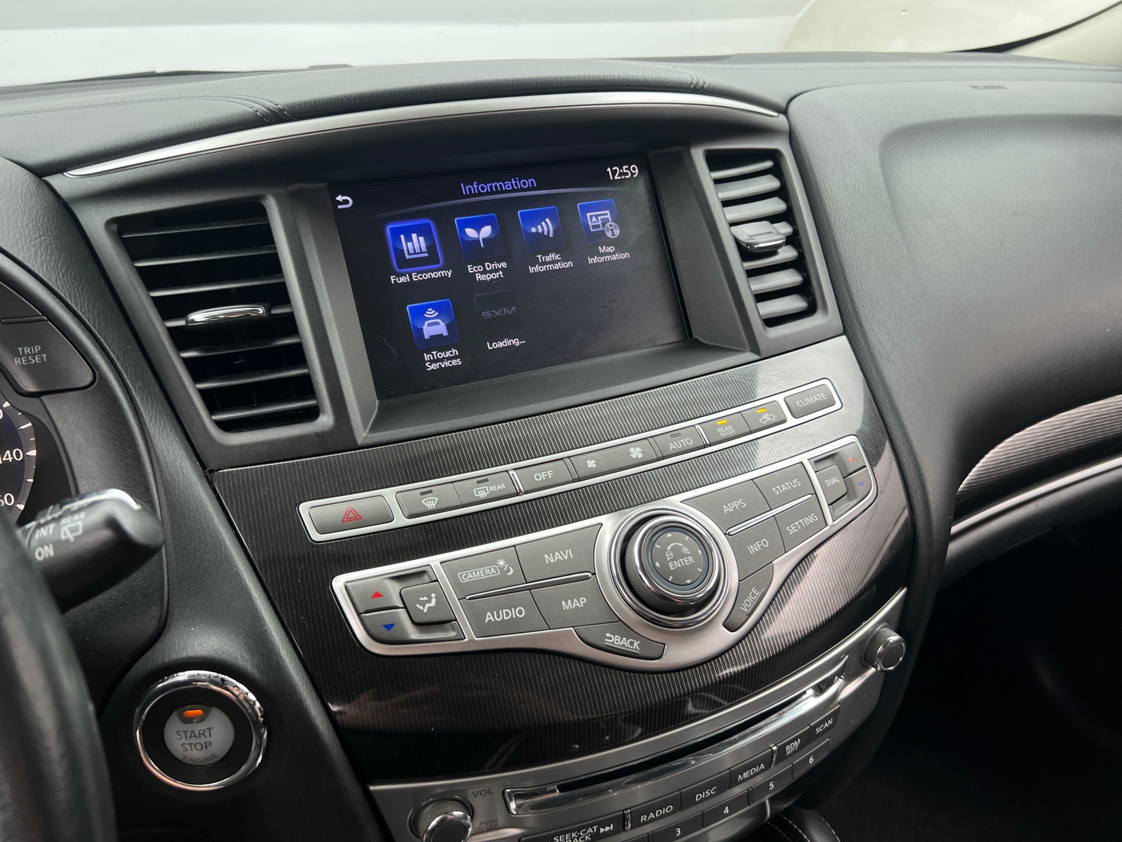 Thumbnail: 2017 INFINITI QX60 - 3