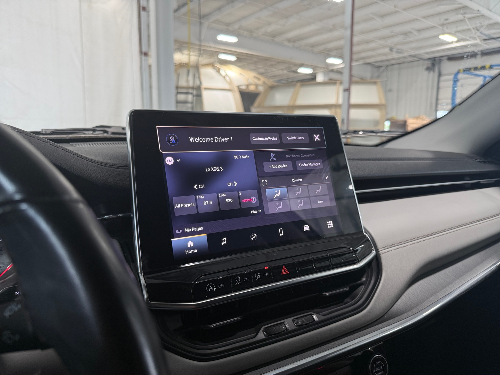 Thumbnail: 2022 Jeep Compass - 3