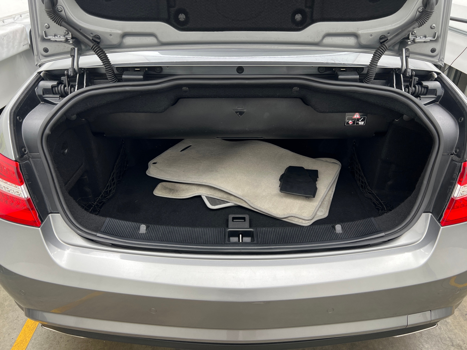 Thumbnail: 2012 Mercedes-Benz E-Class - 6