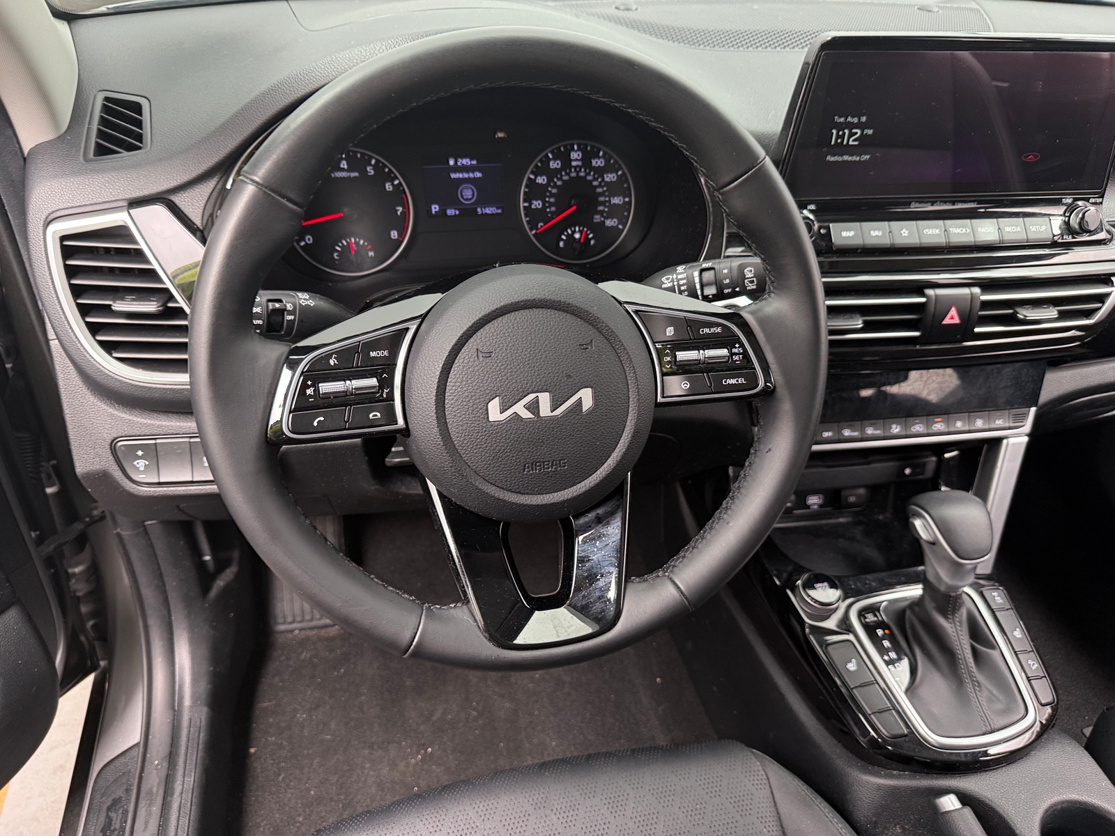 Thumbnail: 2023 Kia Seltos - 4