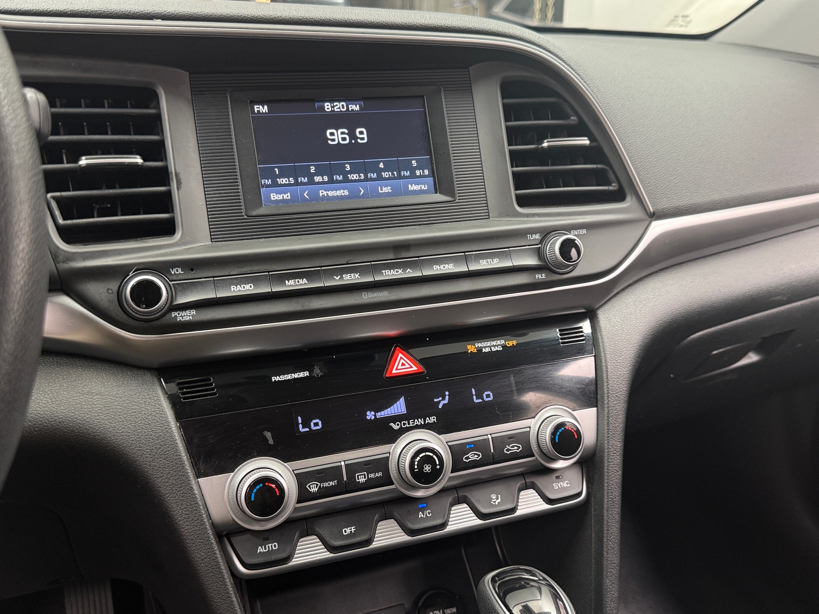 Thumbnail: 2020 Hyundai Elantra - 4