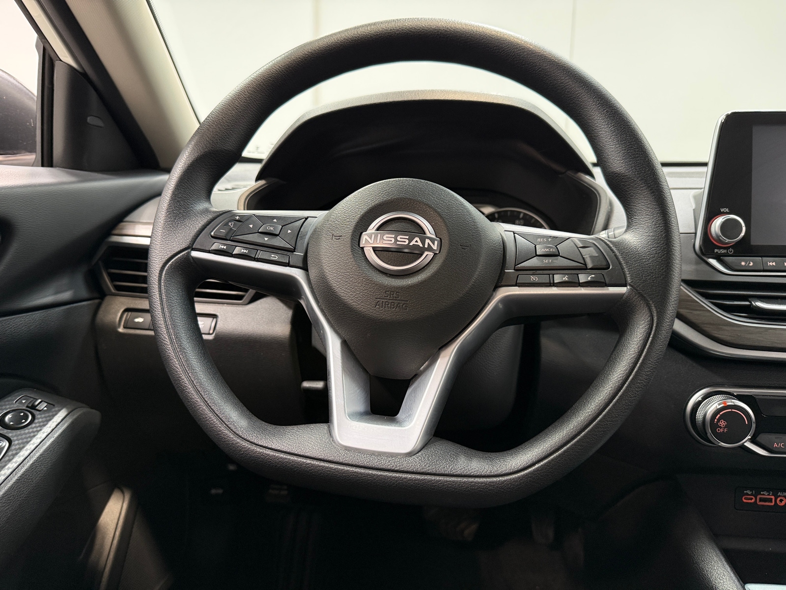 Thumbnail: 2025 Nissan Altima - 5